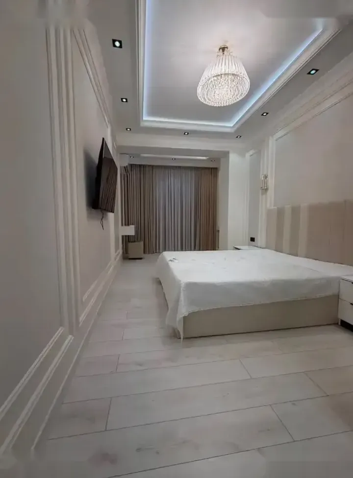 2-комн. квартира, 10 этаж, 141м², Сомони