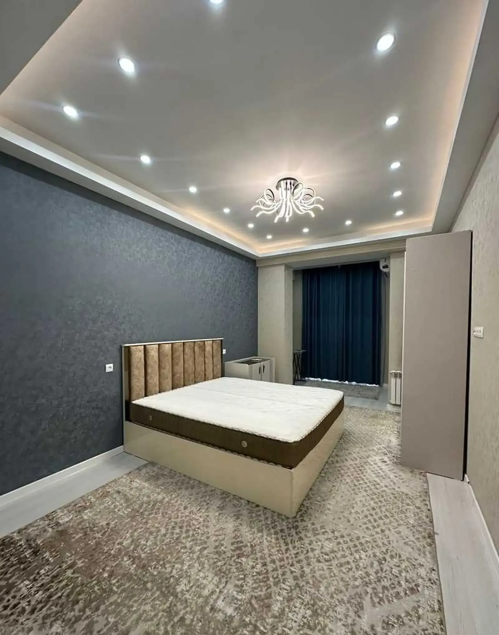 3-комн. квартира, 5 этаж, 130м², Садбарг доми Гелос