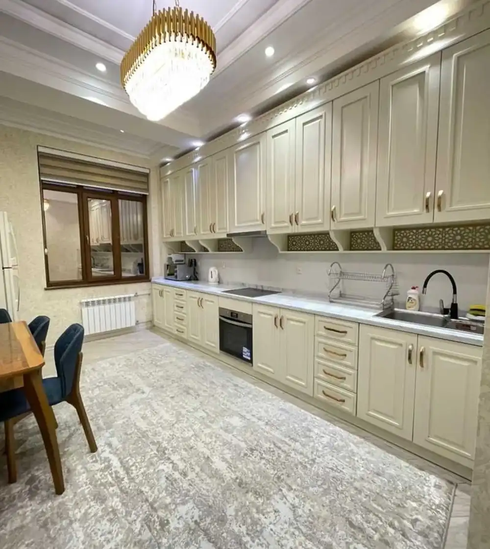 2-комн. квартира, 4 этаж, 85м², Пединститут, гостиница Хилтон, Белый Городок