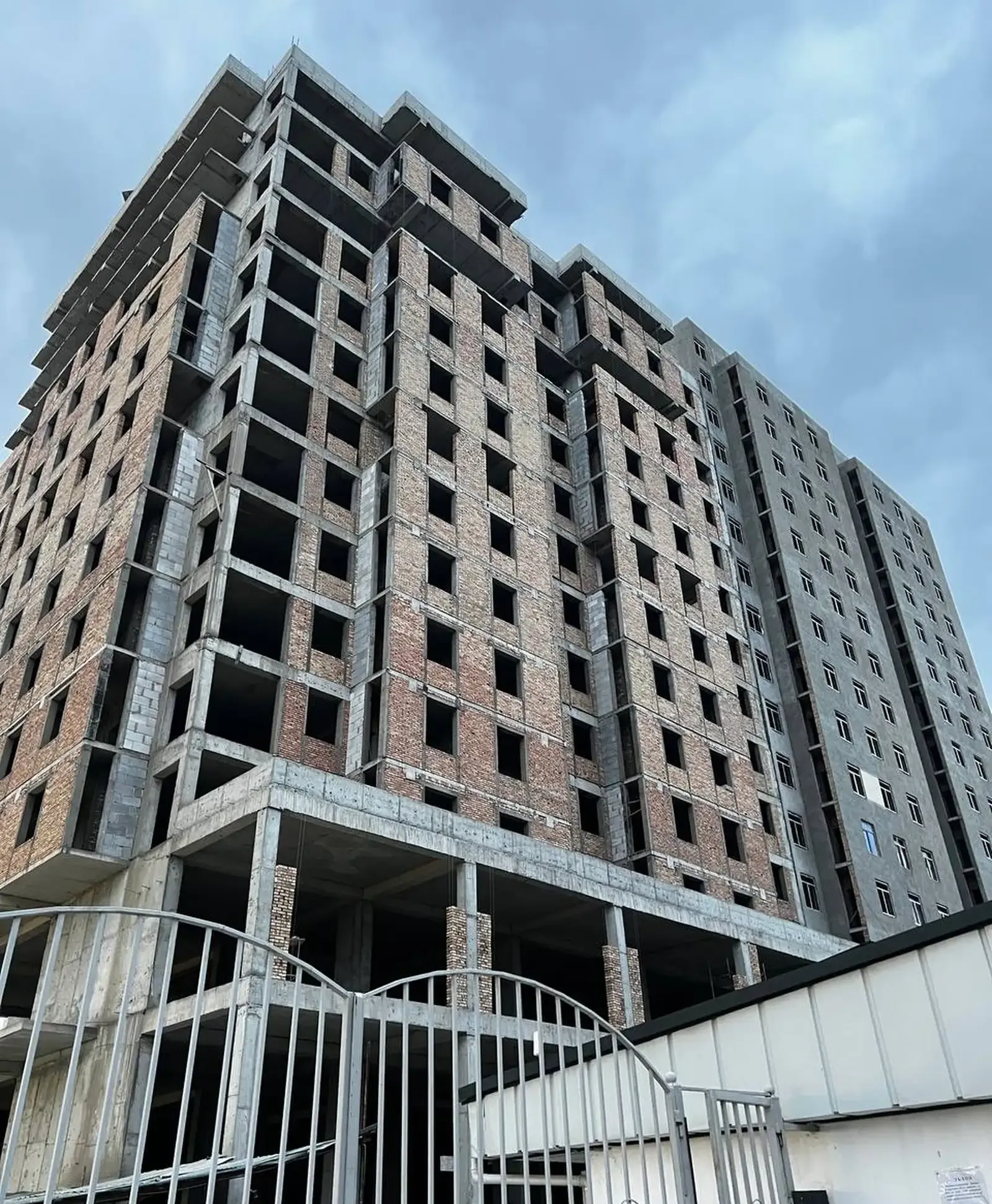 3-комн. квартира, 11 этаж, 130 м², Сино рядом с Газпром