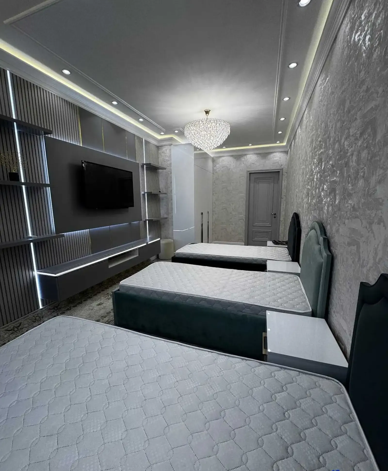 3-комн. квартира, 5 этаж, 115 м², Сино,82мкр