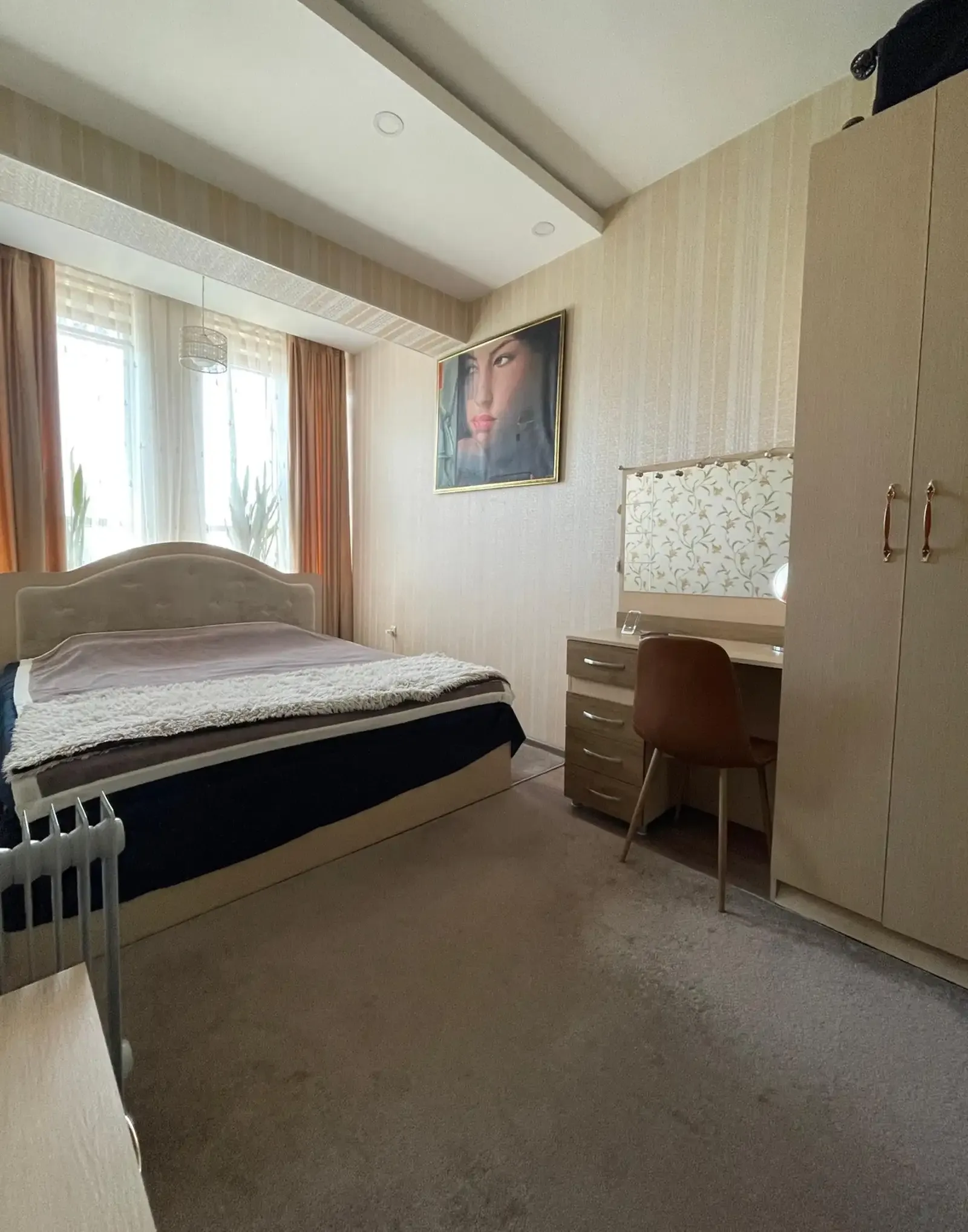 3-комн. квартира, 13 этаж, 85 м², дом над ЮСКОМ, рядом с ТРЦ Ашан