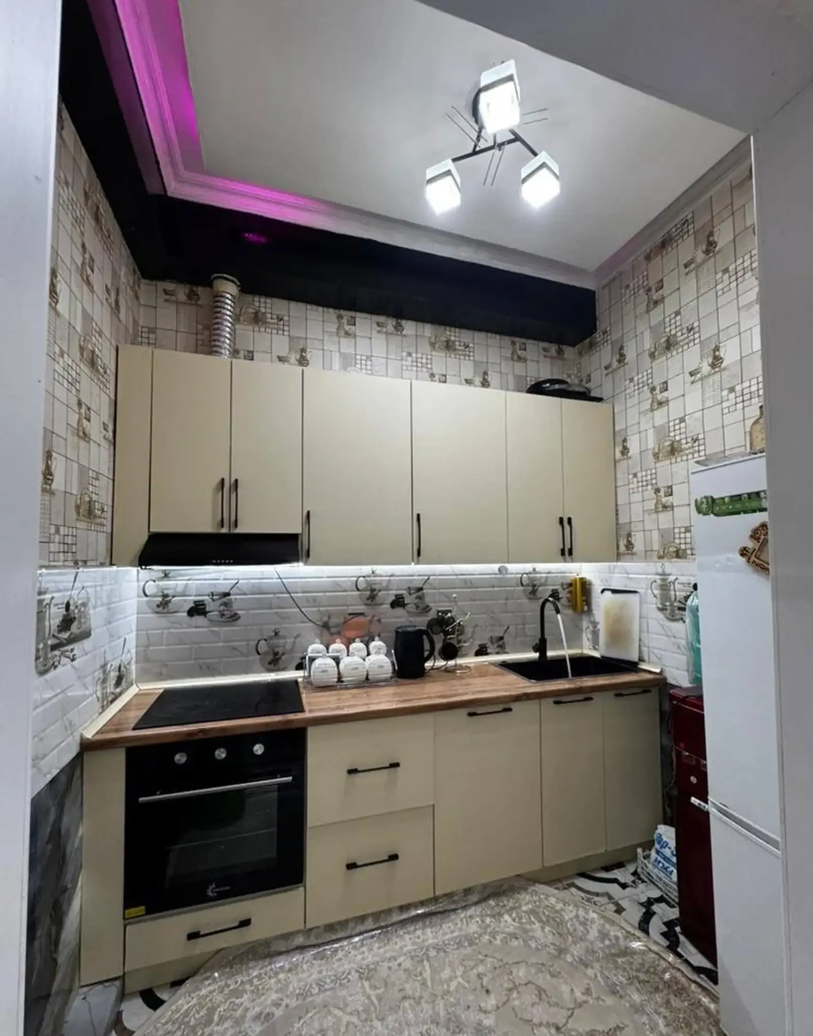 2-комн. квартира, 13 этаж, 57 м², и.Сомони Мехргон