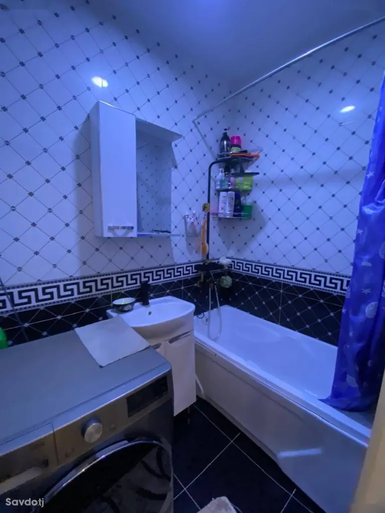 2-комн. квартира, 14 этаж, 68 м², сино