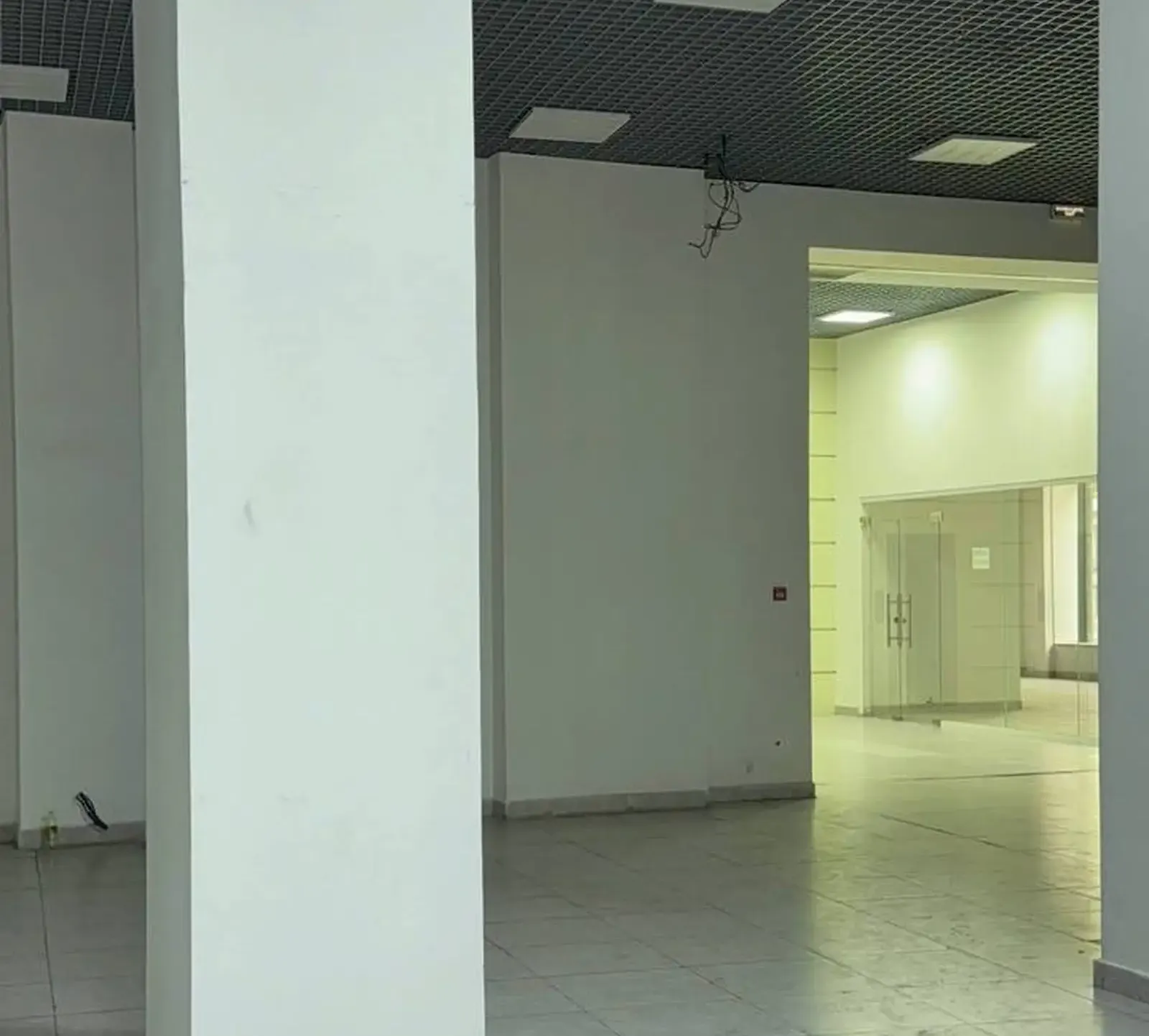 Помещение под магазин / салон, 96м², Исмоили сомони
