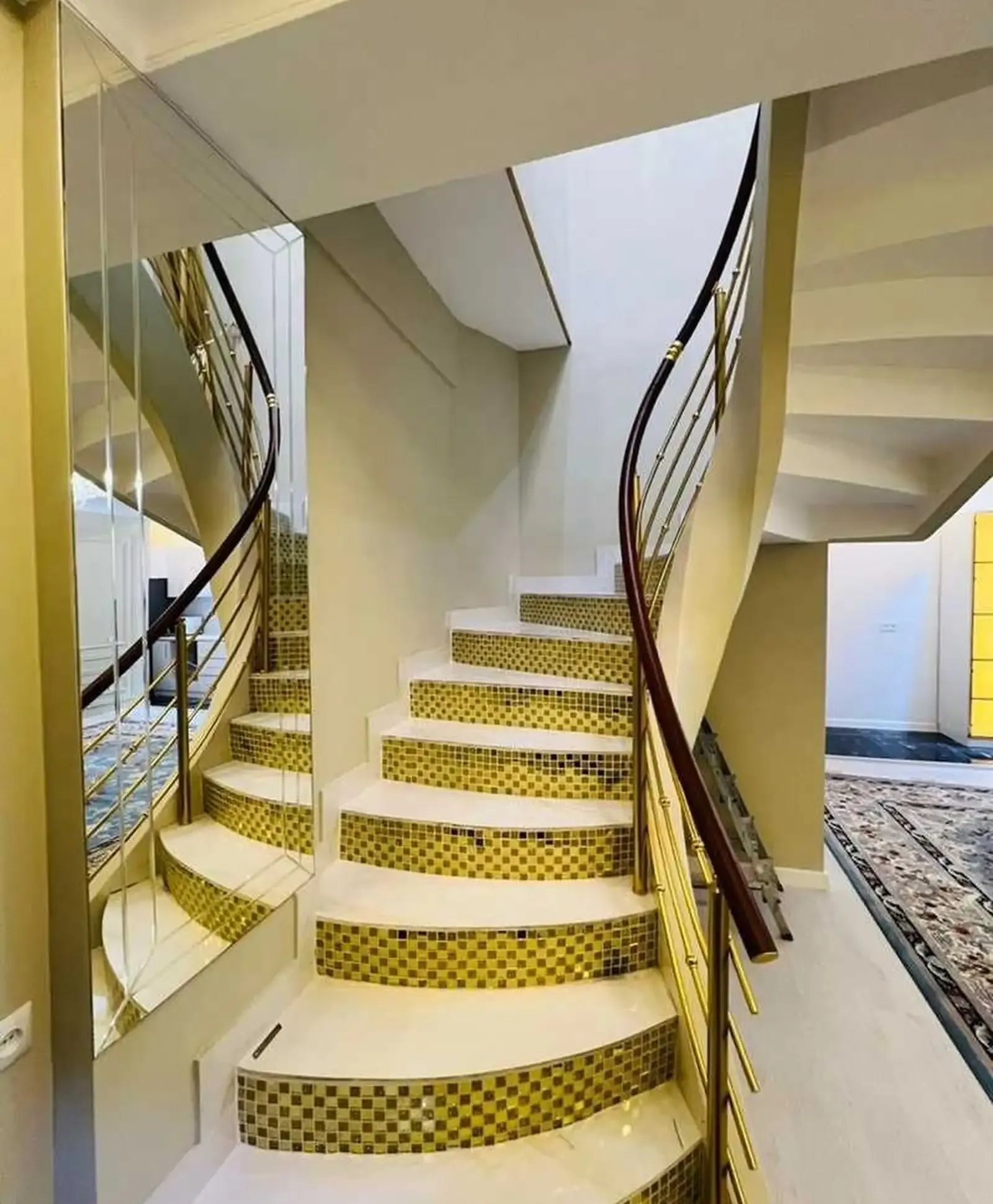 2-комн. квартира, 10 этаж, 170м², Дом печати