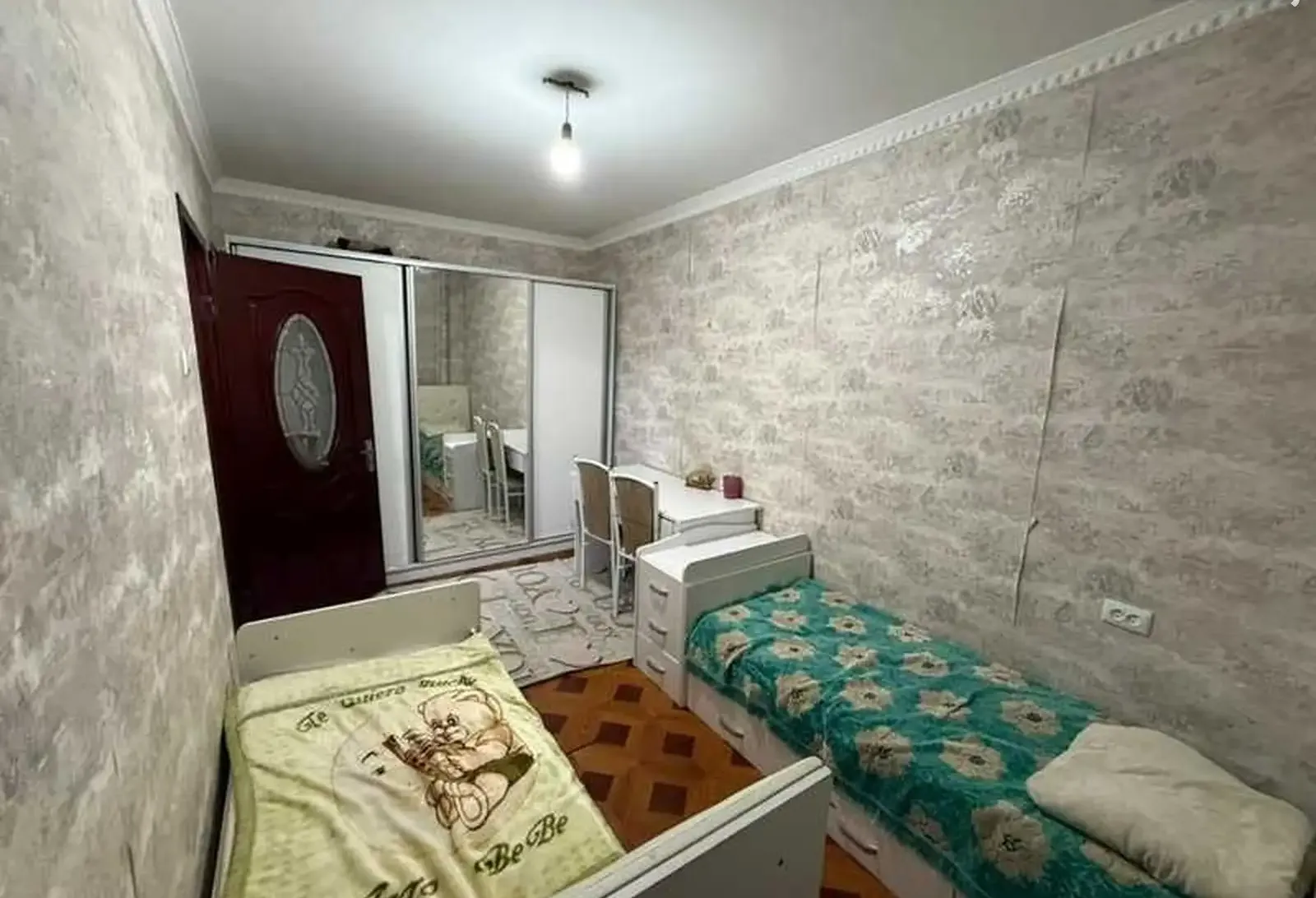 3-комн. квартира, 1 этаж, 67м², профсоюз больницаи маъюбон
