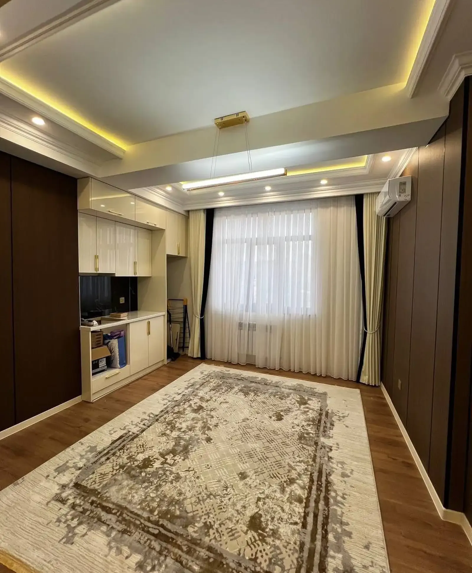 3-комн. квартира, 4 этаж, 93 м², Фирдавси