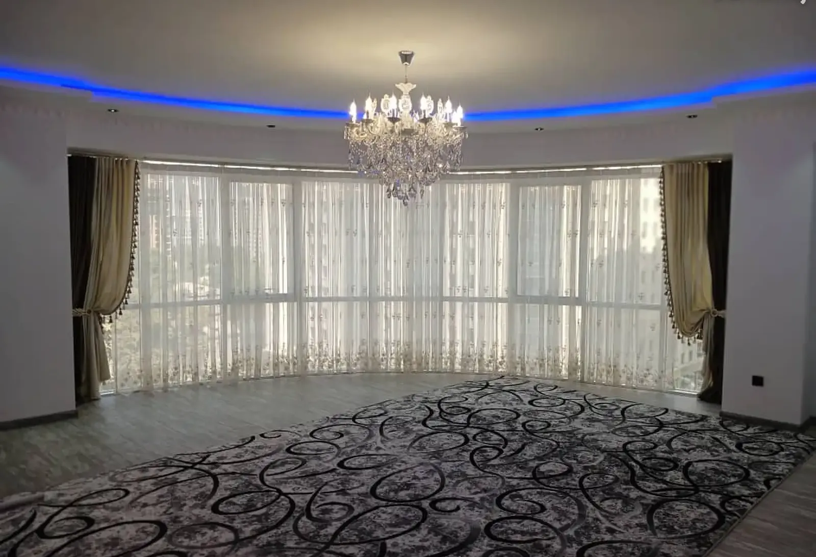 2-комн. квартира, 9 этаж, 110м², Шоҳмансур