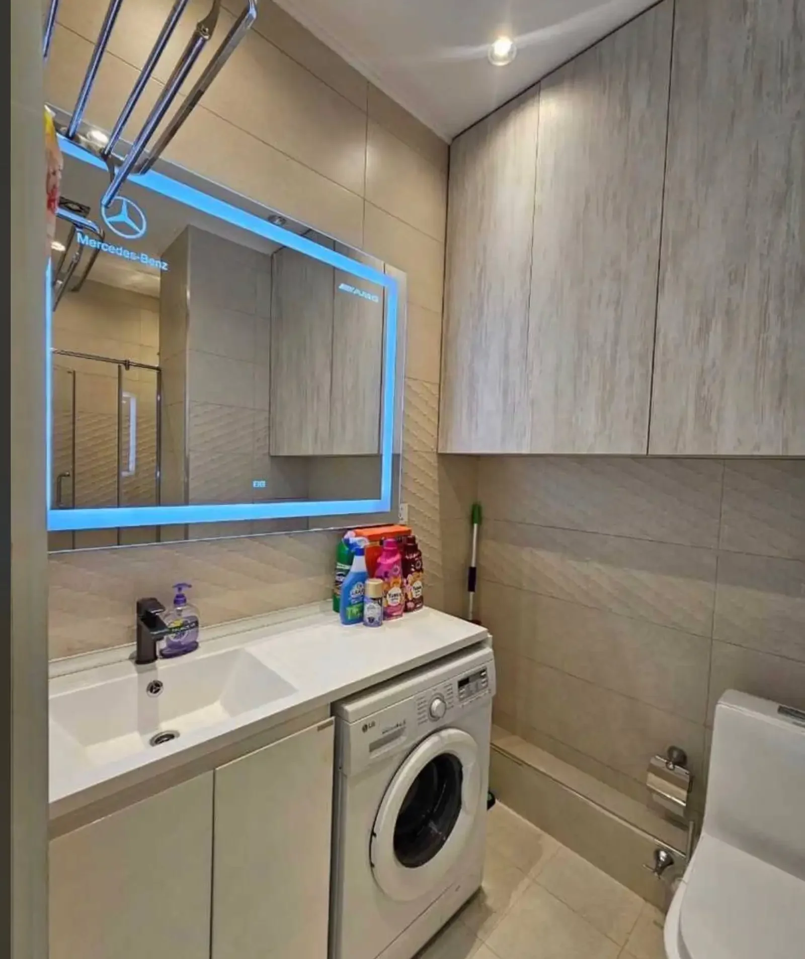 2-комн. квартира, 12 этаж, 61 м², Шохмансур