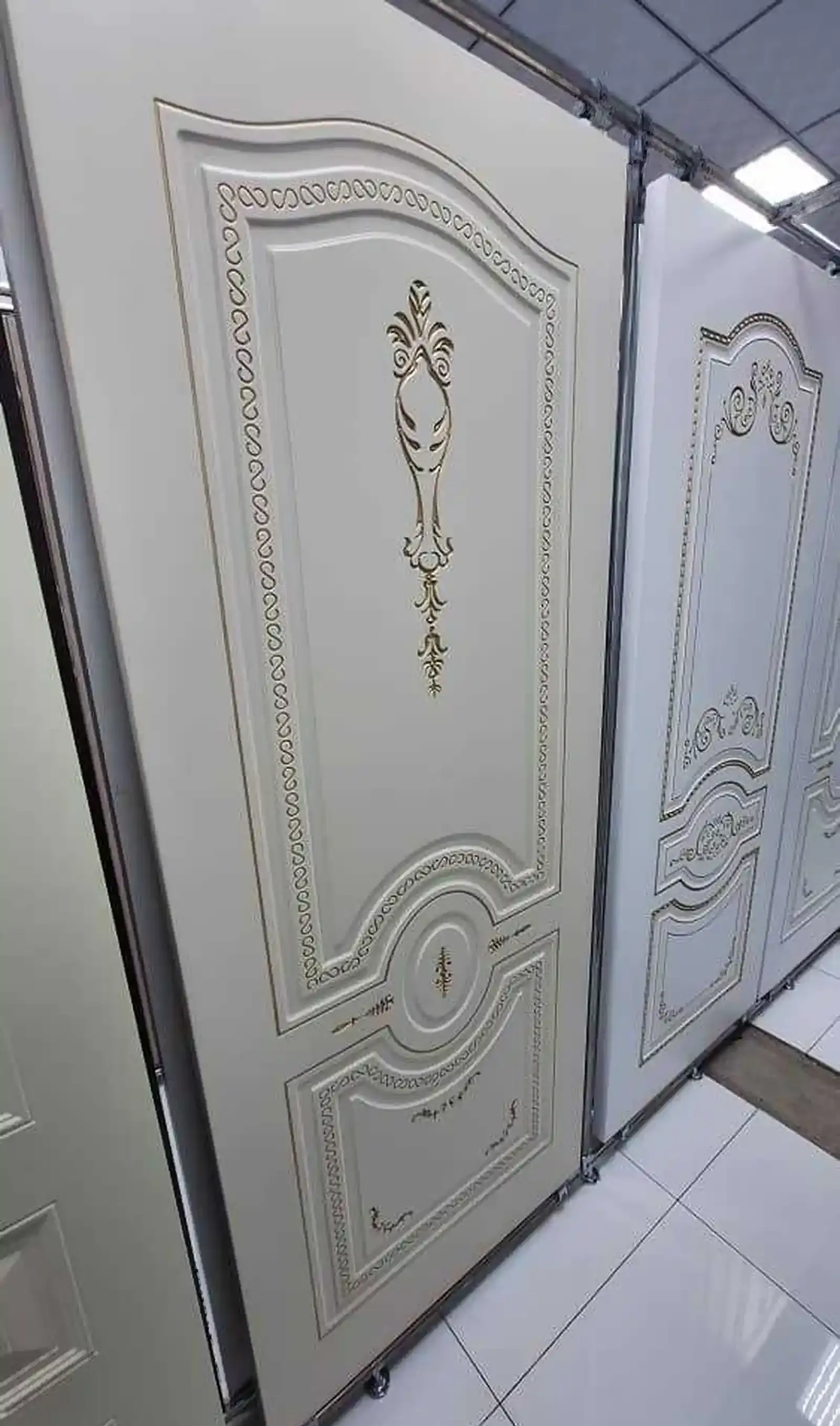 Дверь