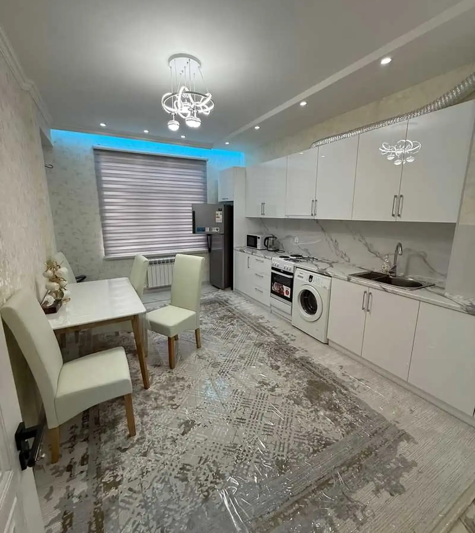 2-комн. квартира, 19 этаж, 84м², шохмансур