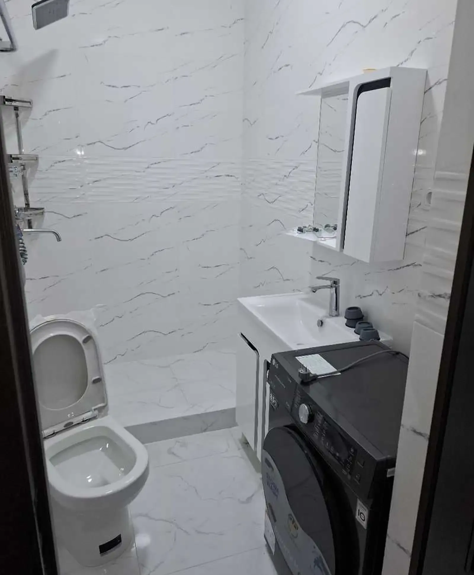 3-комн. квартира, 16 этаж, 107м², И Сомони