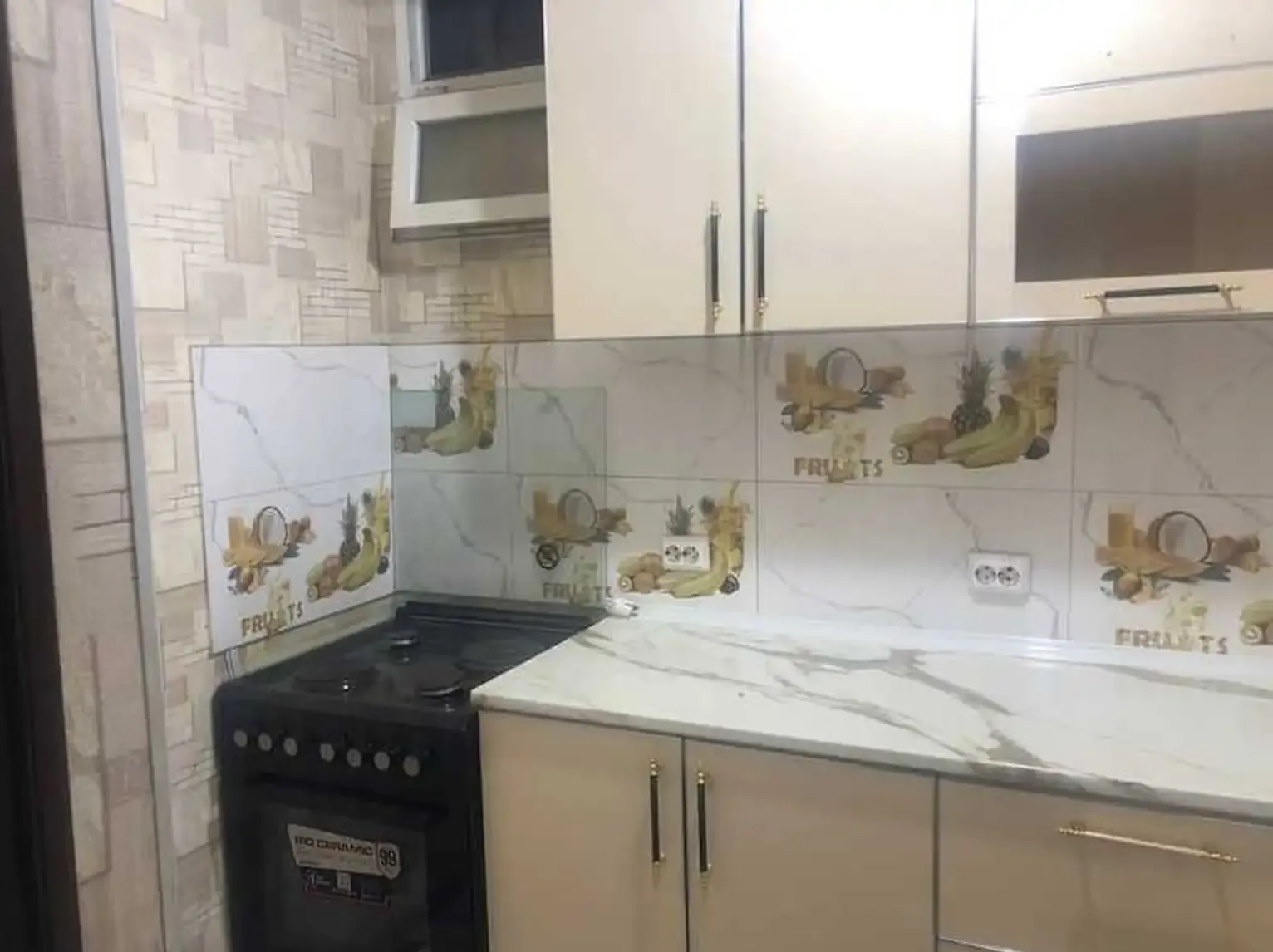 3-комн. квартира, 4 этаж, 87м², сино