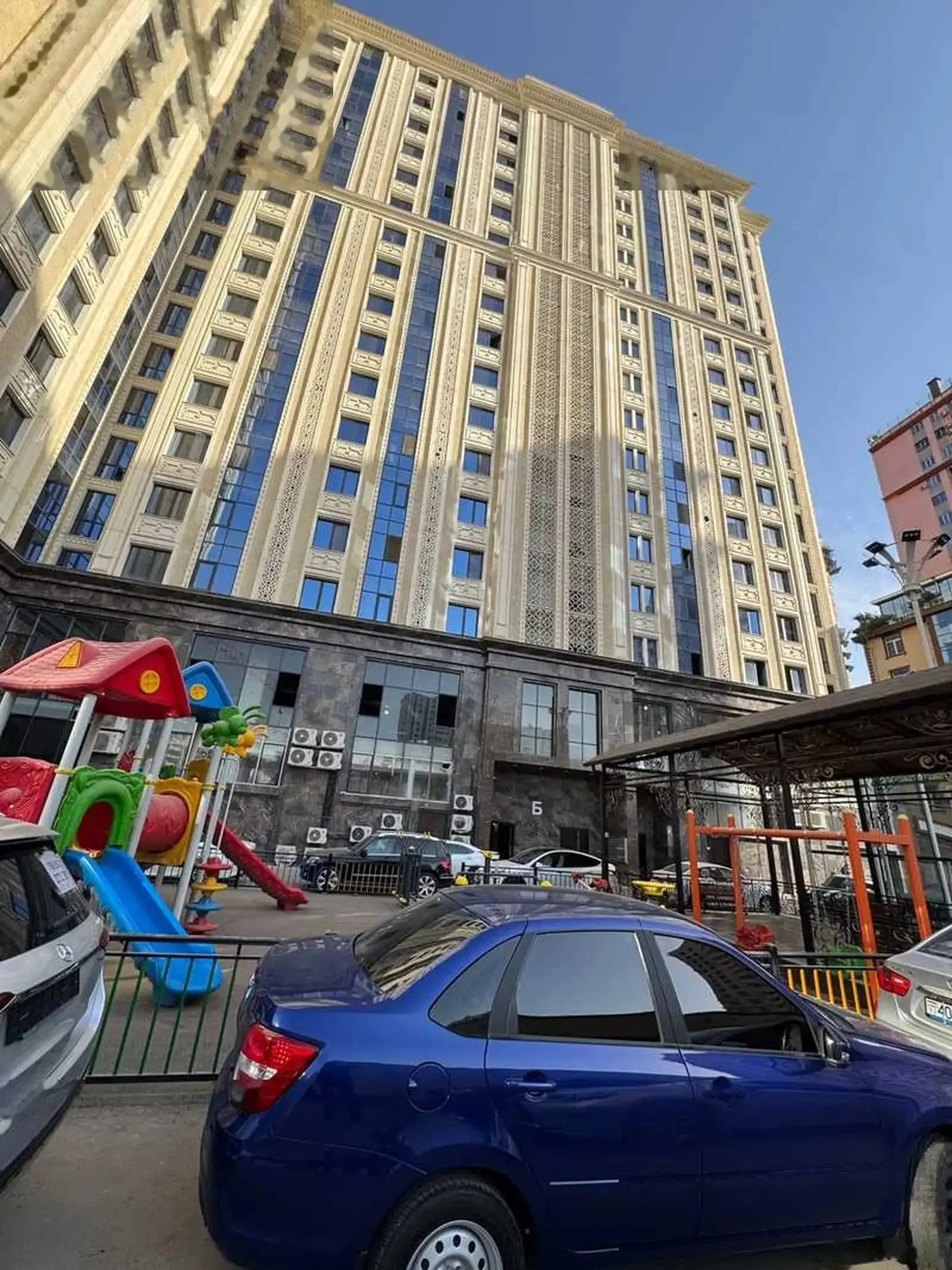 3-к квартира, 7 этаж, 100 м², И Сомони наздики доми симург