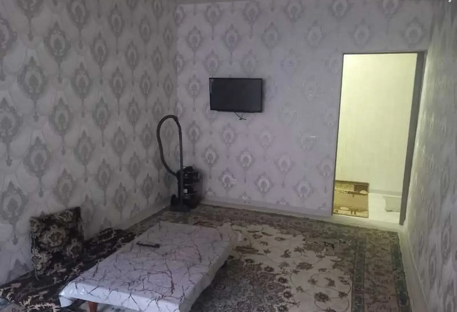 2-комн. квартира, 5 этаж, 69м², 102мкр