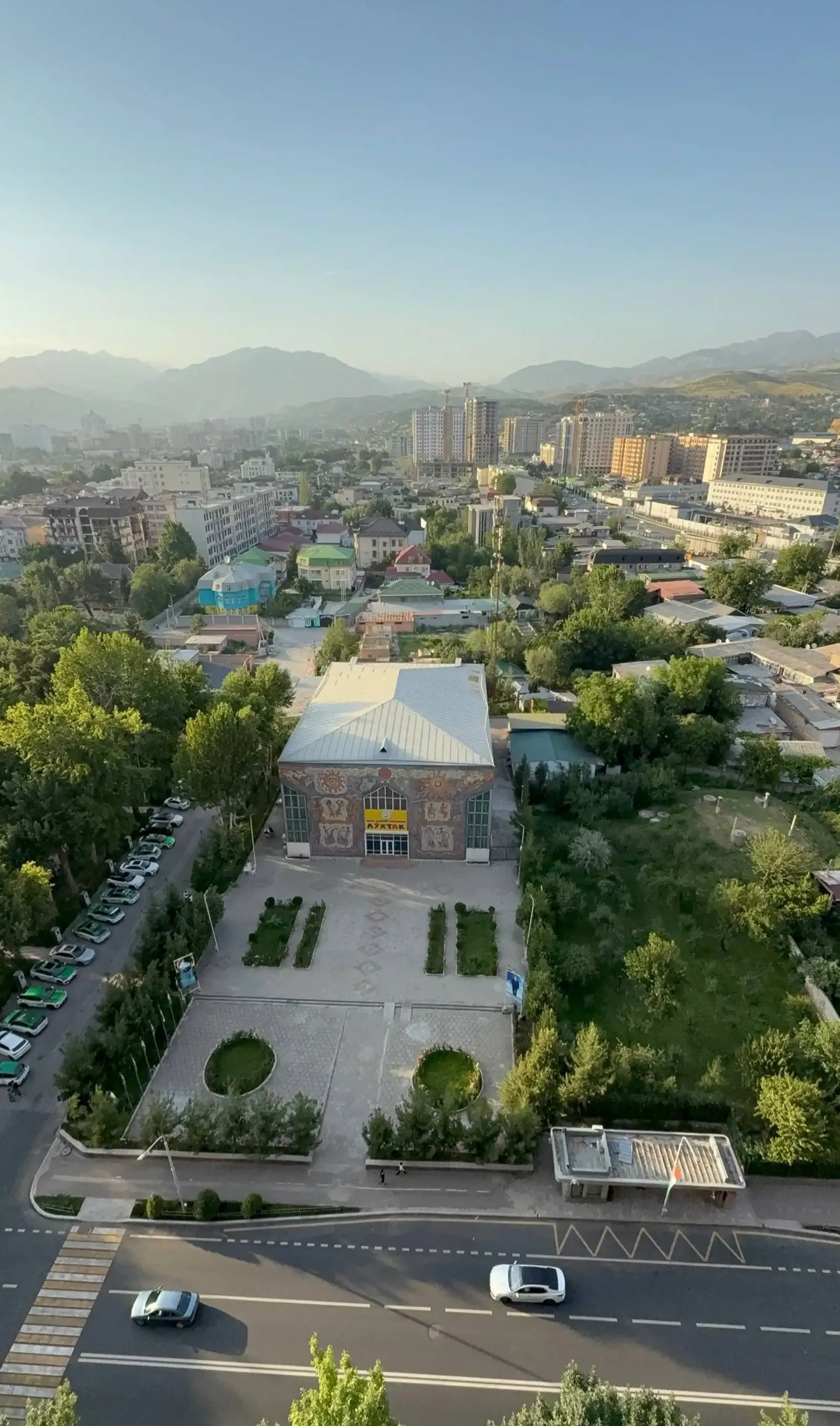 3-комн. квартира, 15 этаж, 167 м², Исмоили Сомони, Спартак