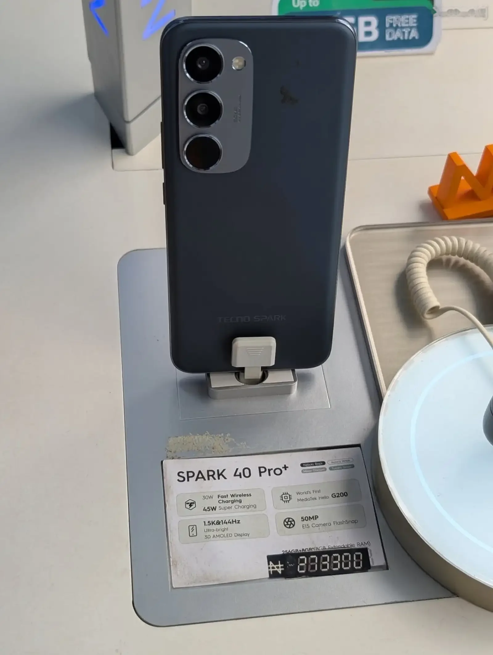 Tecno Spark 40 256 gb