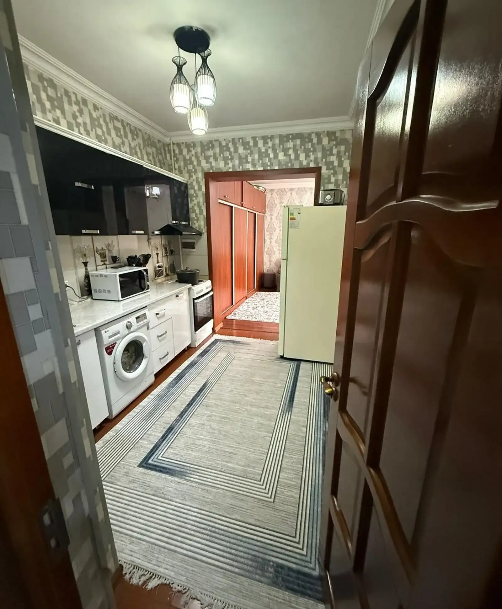 4-к квартира, 6 этаж, 110 м², 82 мкр