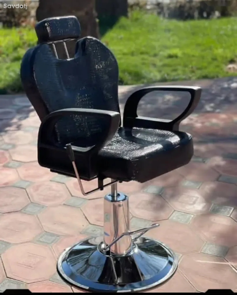 Кресло, 835