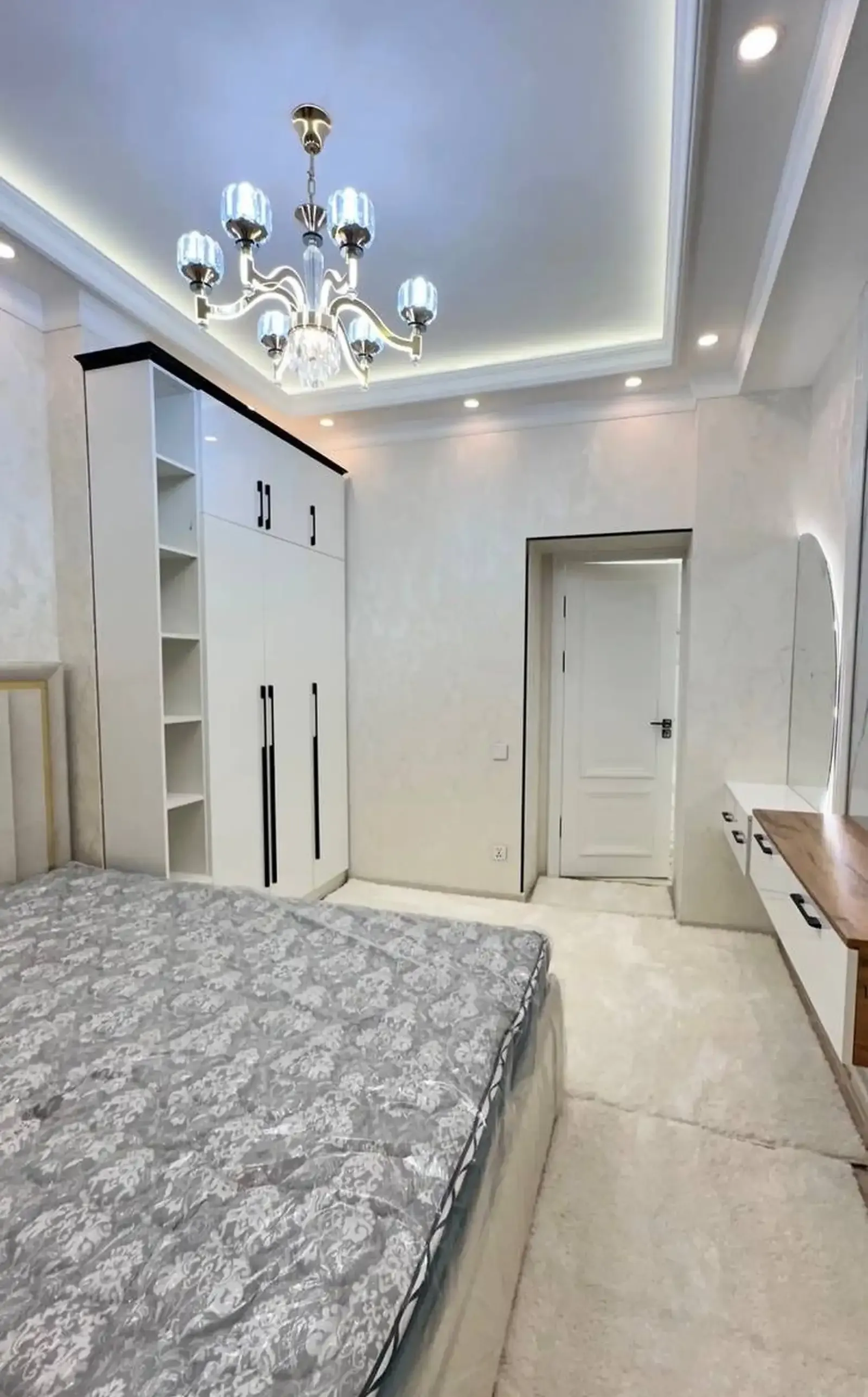3-комн. квартира, 2 этаж, 82 м², Сино