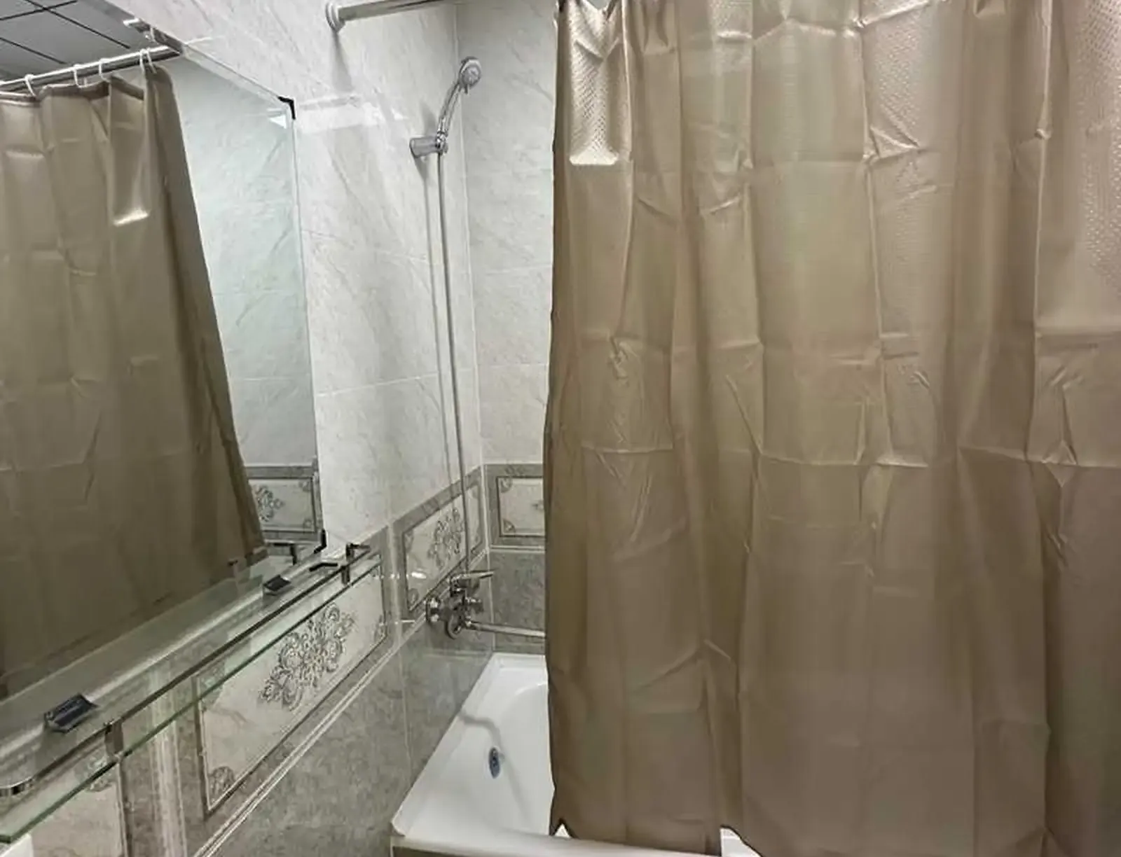 3-комн. квартира, 4 этаж, 110м², Сомони