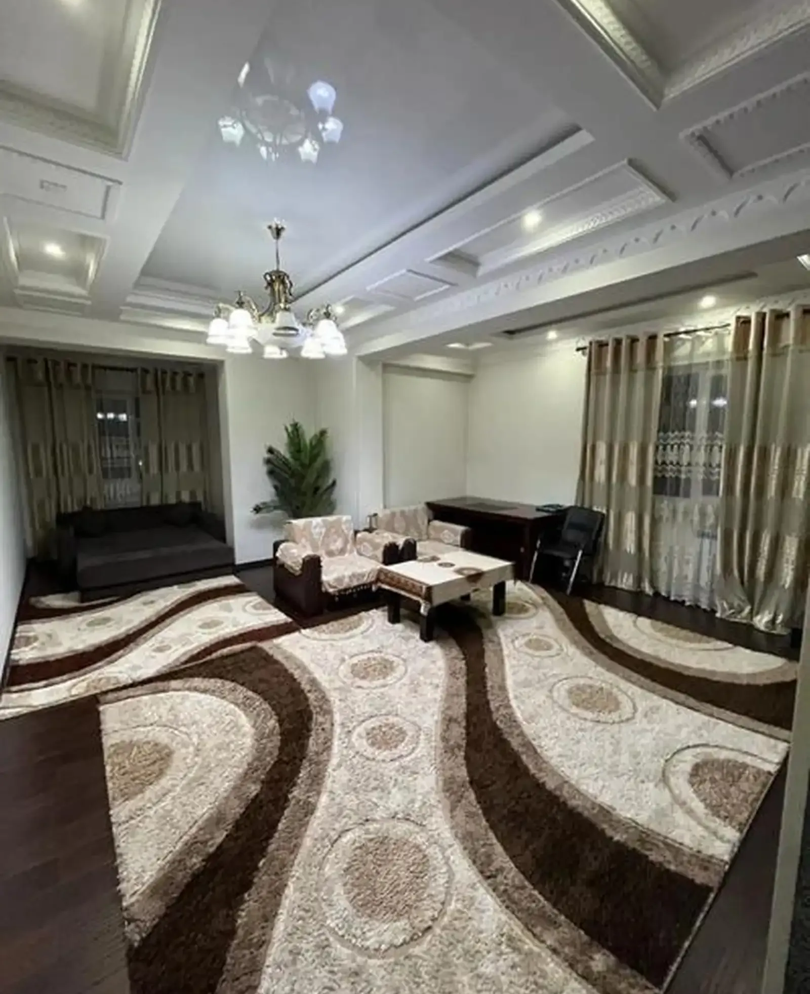 2-комн. квартира, 11 этаж, 79м², Сомони