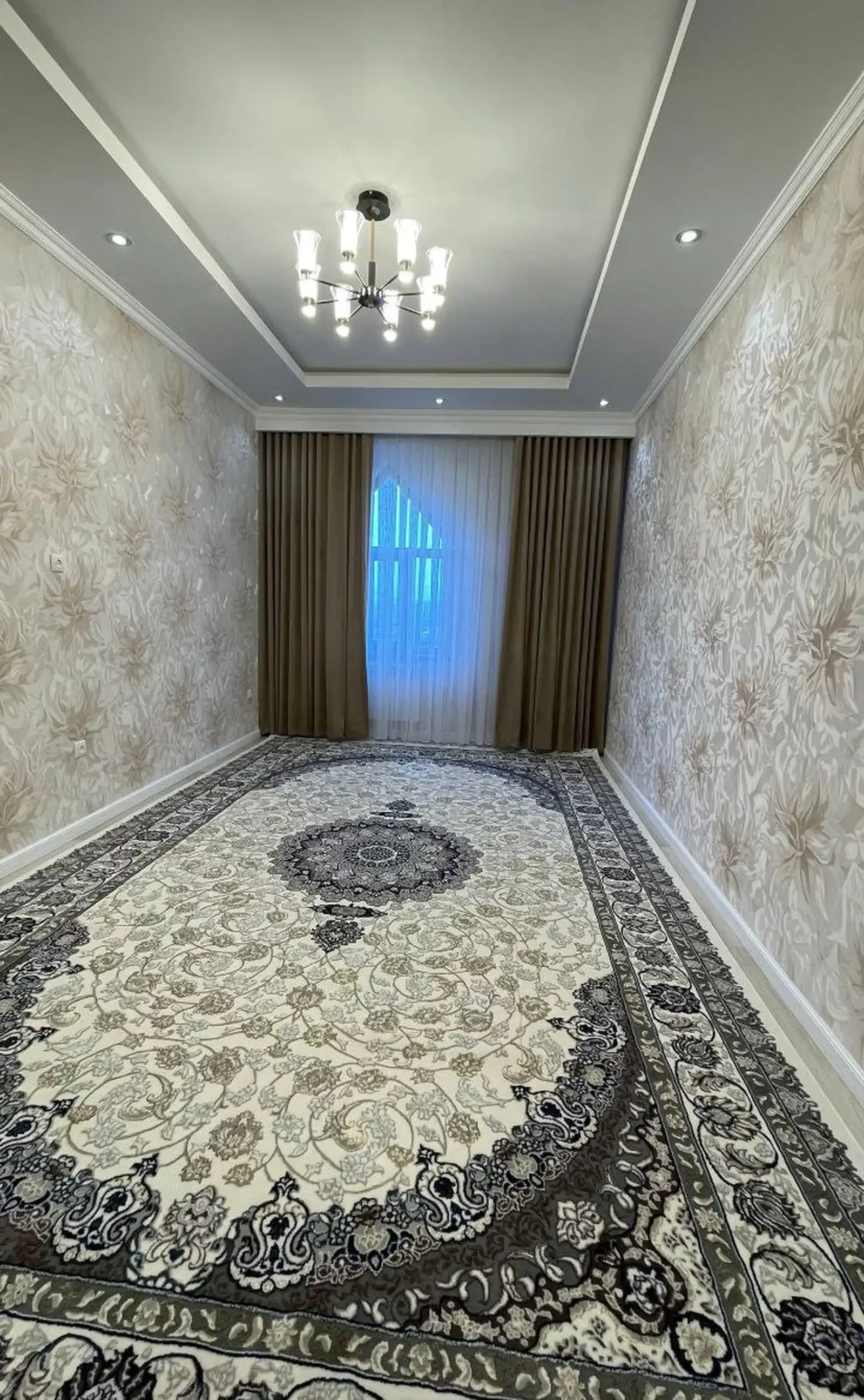 3-комн. квартира, 8 этаж, 110 м², Сино ул.Абай перекресток Яккачинор