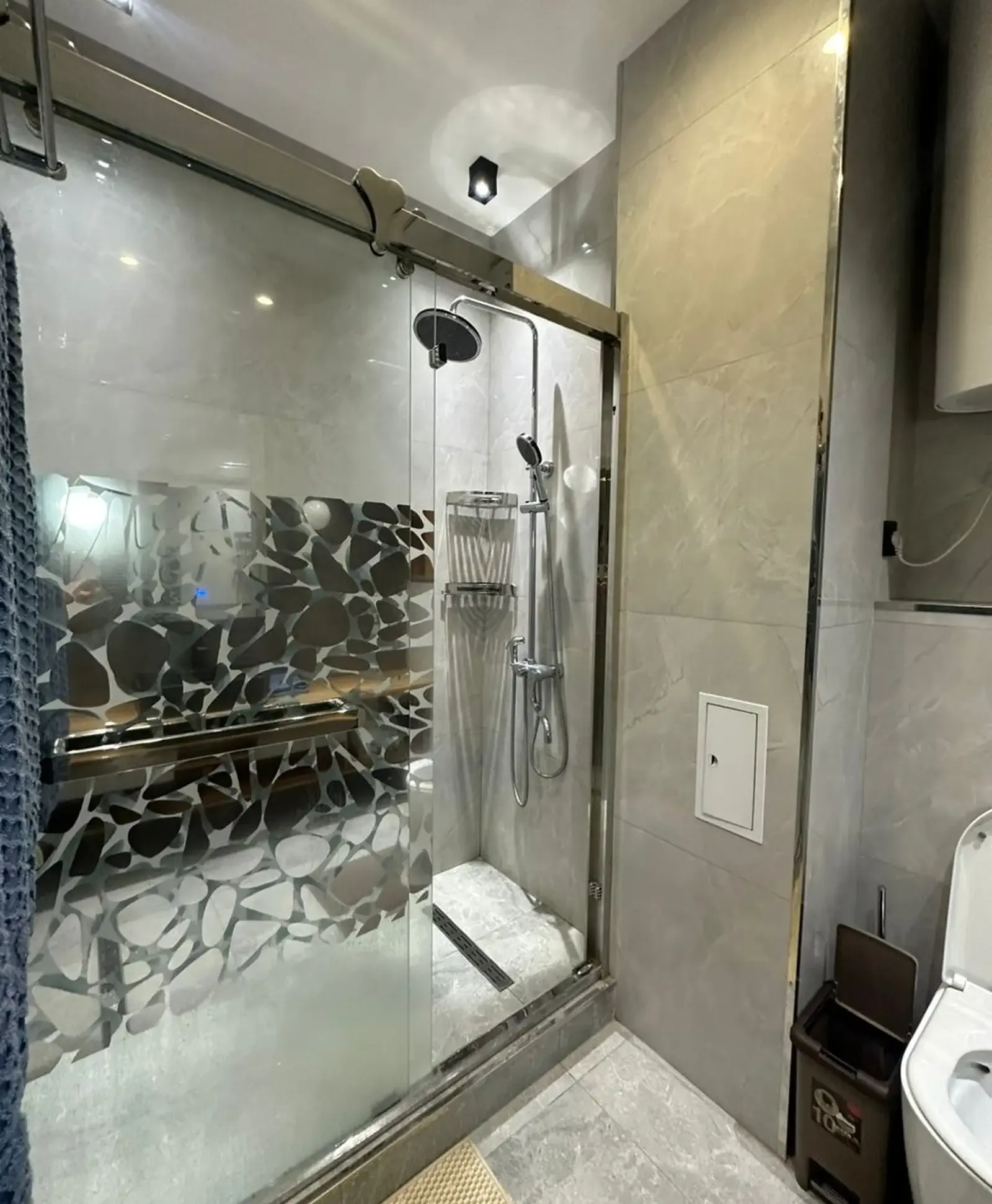 3-комн. квартира, 13 этаж, 92м², Шохмансур