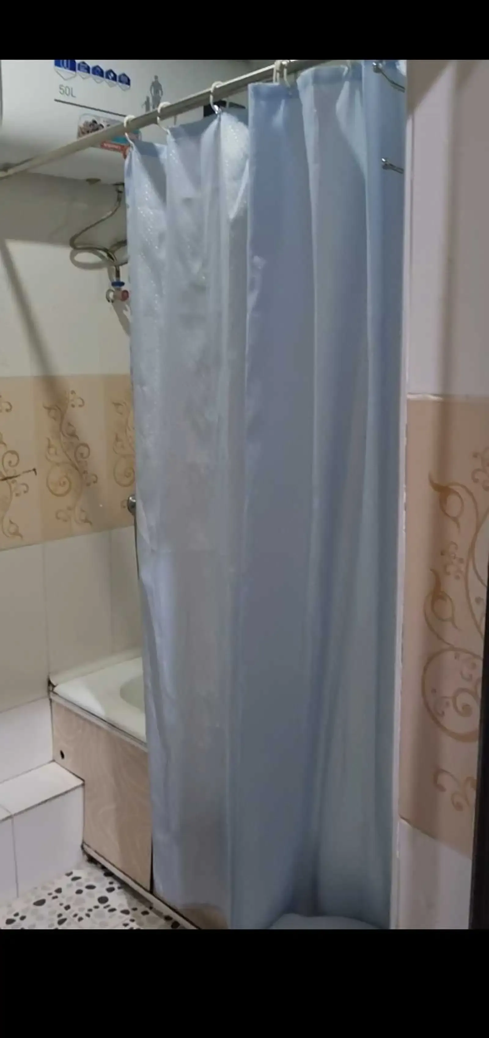 3-комн. квартира, 1 этаж, 105м², Зарафшон, Поликлинка № 14