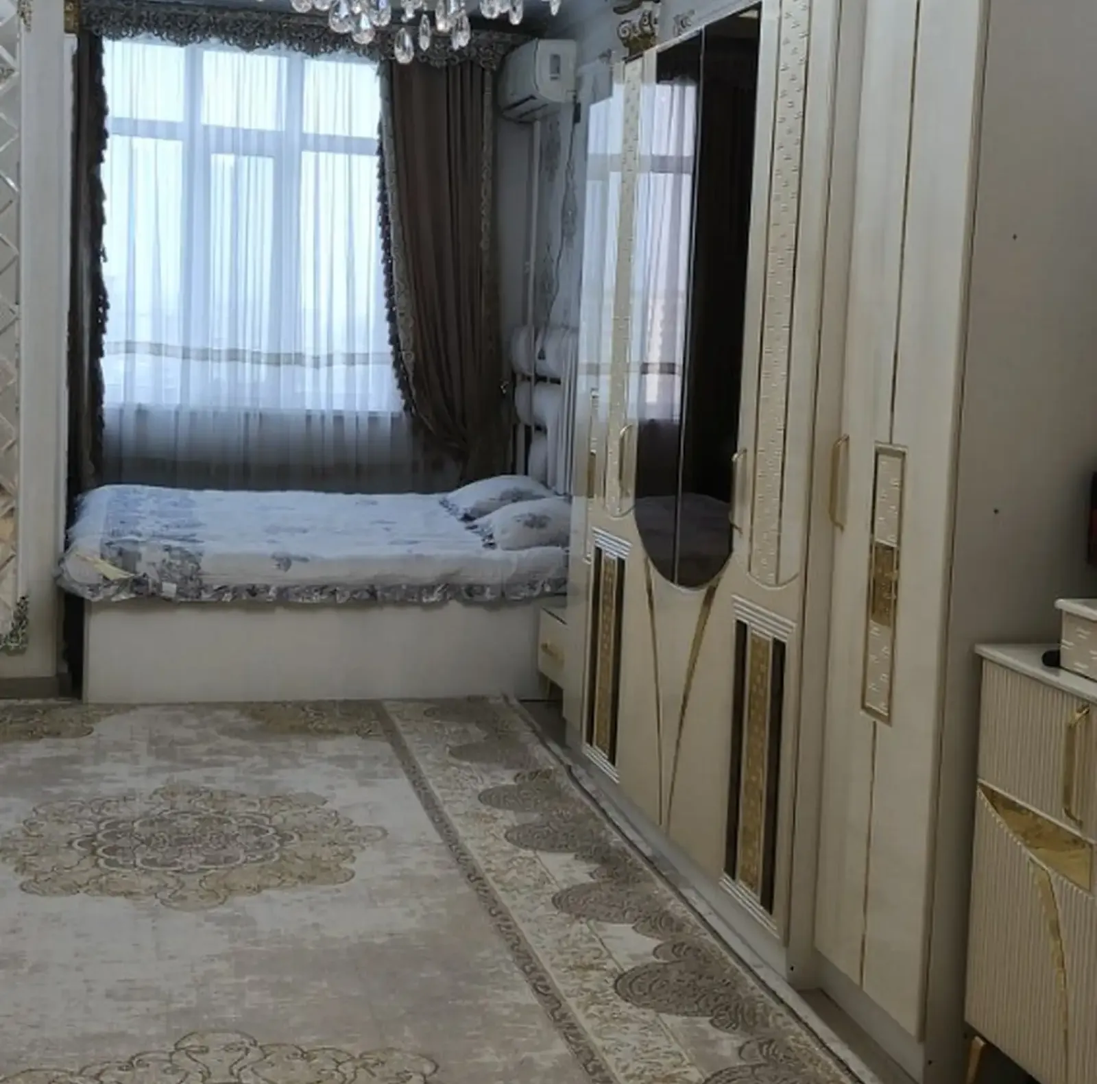 3-комн. квартира, 9 этаж, 96 м², Фирдавси