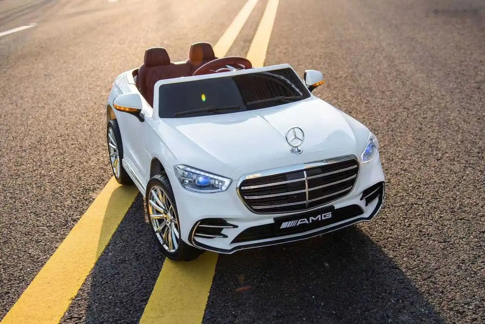 Детский электромобиль