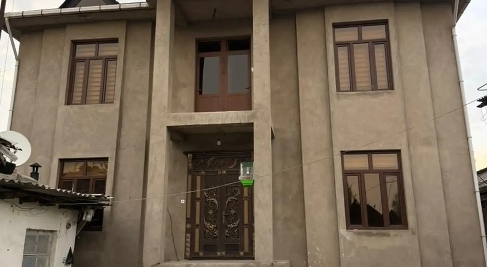 2-этажный, 7 комнатный дом, 455 м², Шохмансур