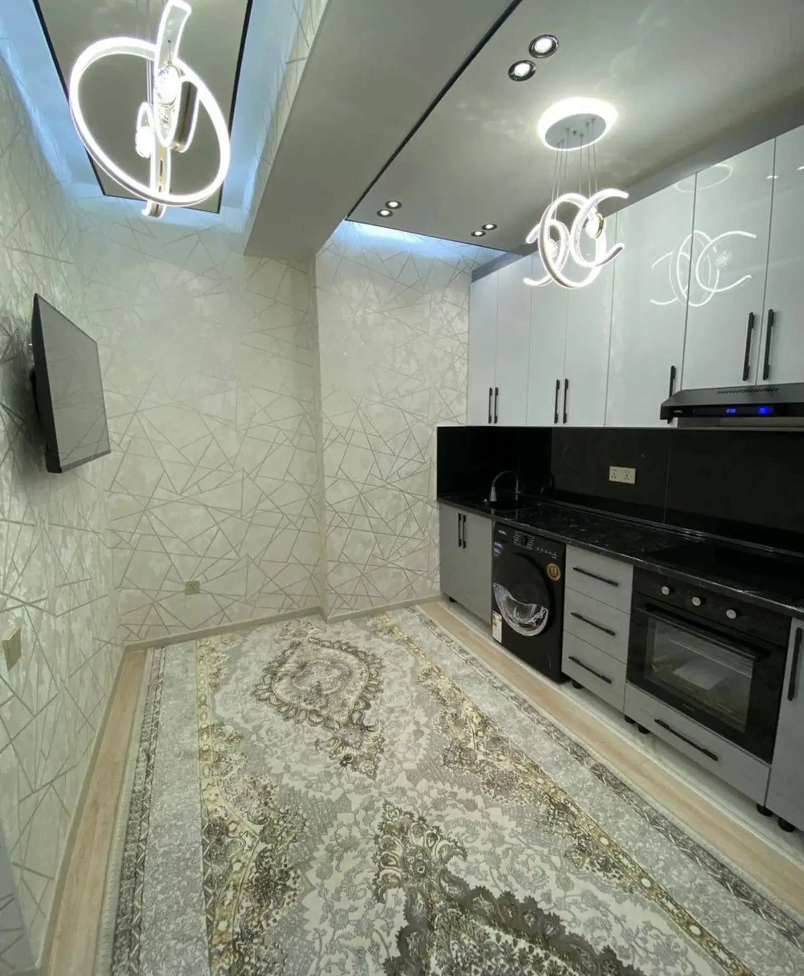2-комн. квартира, 5 этаж, 76 м², Шохмансур Чордома