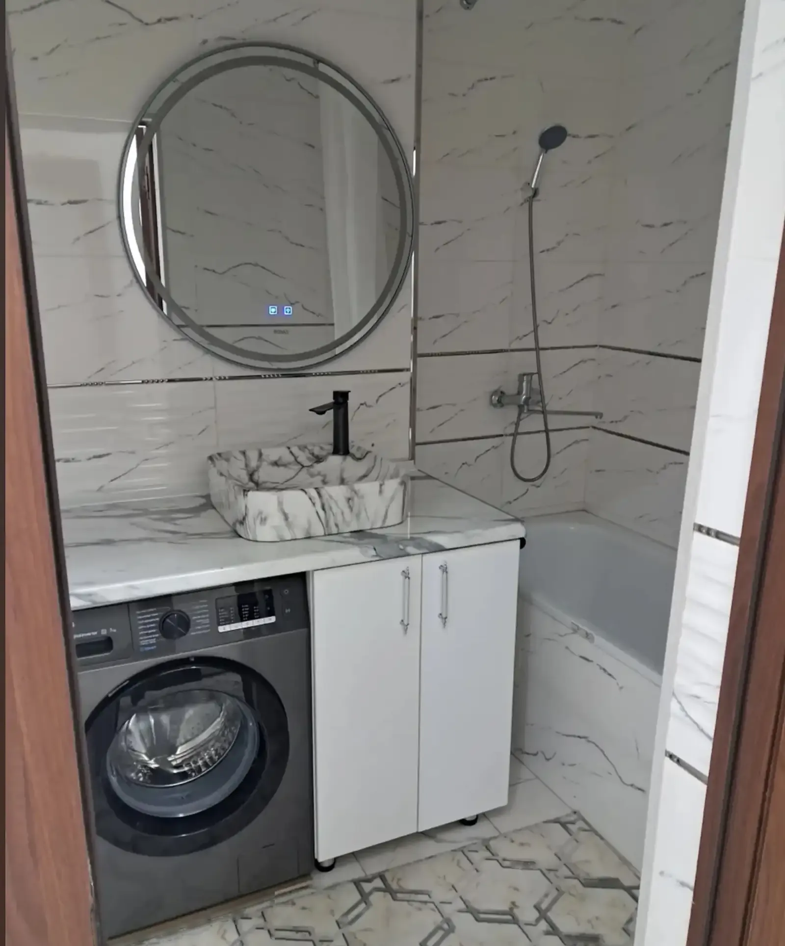 2-комн. квартира, 4 этаж, 75м², сино
