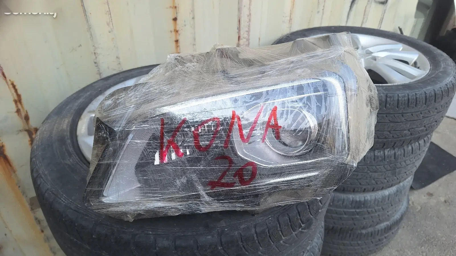 Фара от Hyundai Kona — фото 3
