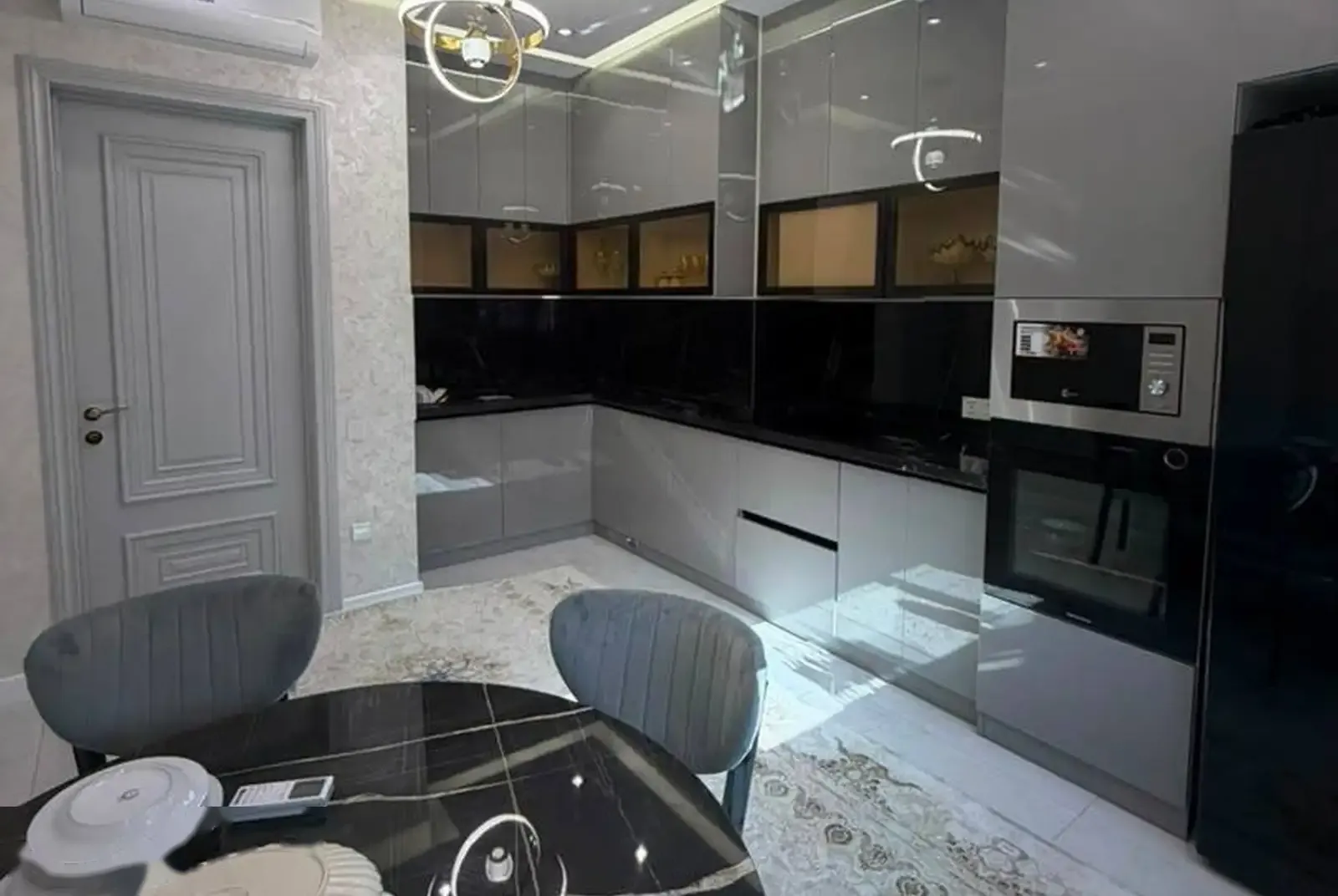3-комн. квартира, 5 этаж, 115 м², Сино