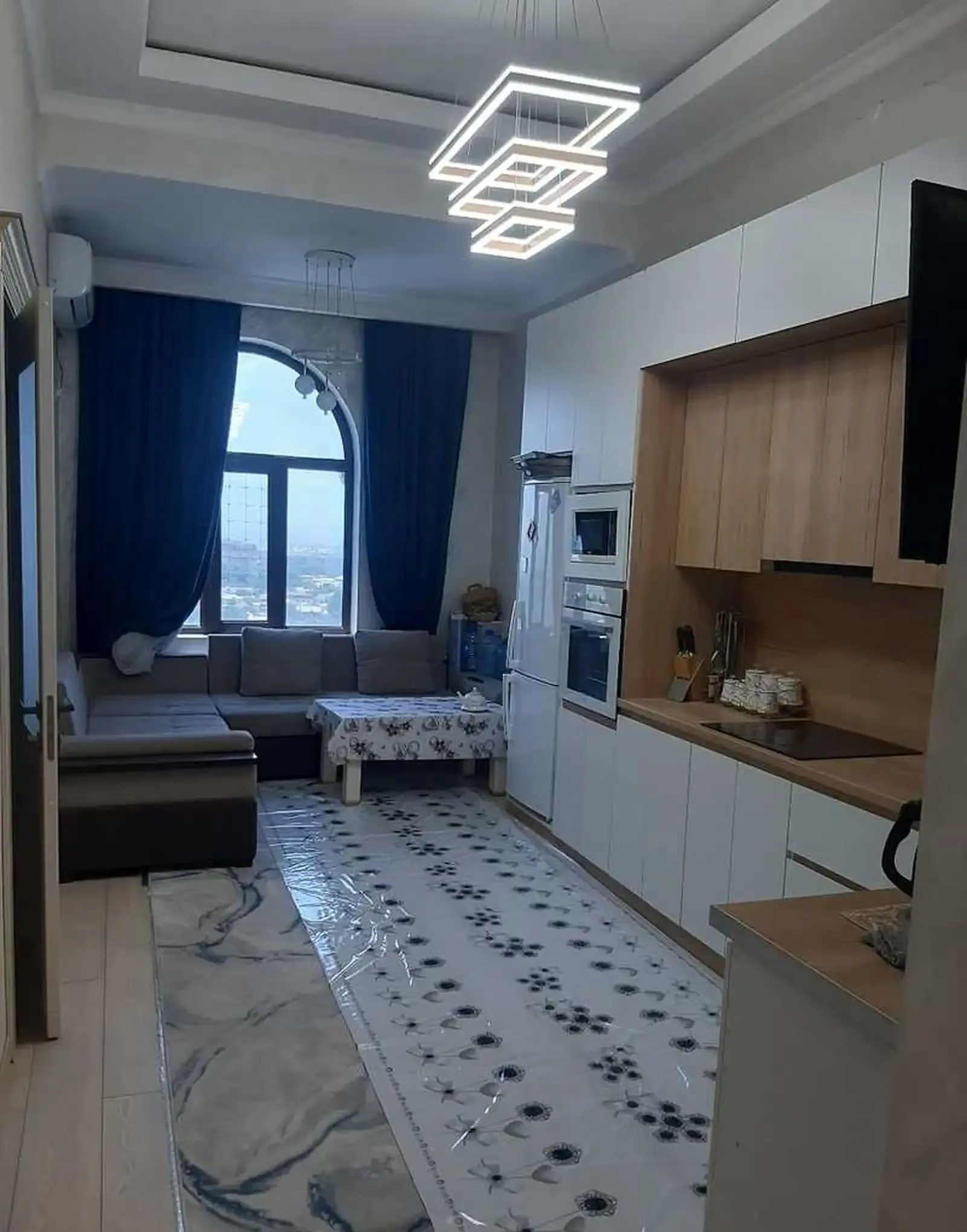 3-комн. квартира, 16 этаж, 100м², Айни 51