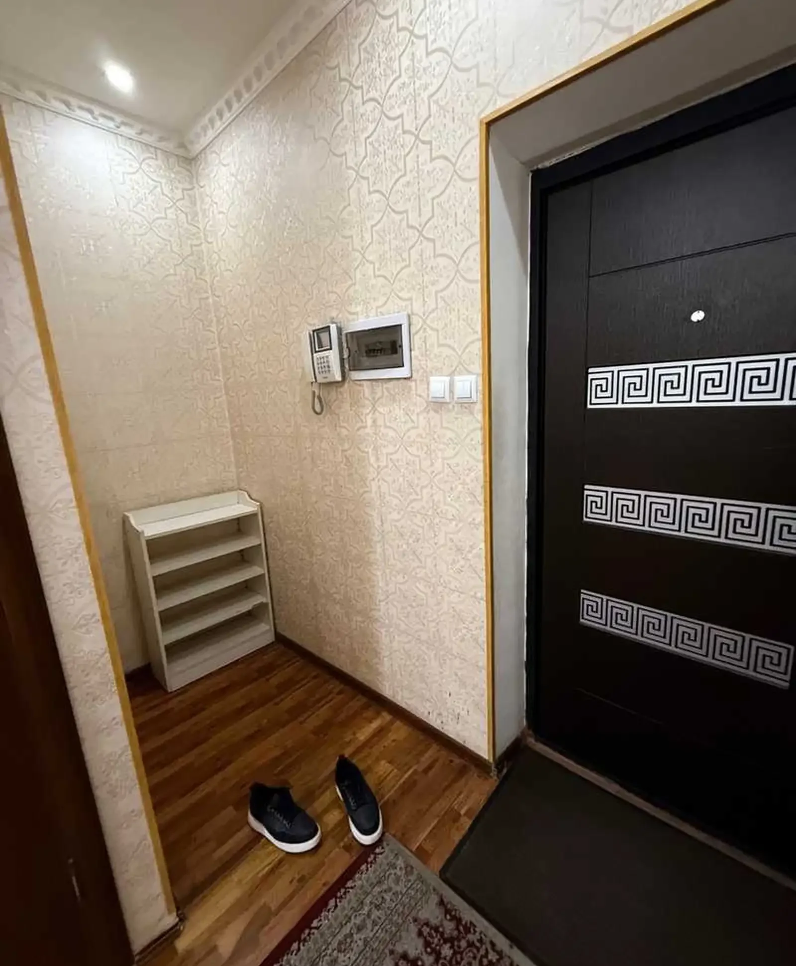 3-комн. квартира, 10 этаж, 10м², И. Сомони, на против Пединститут
