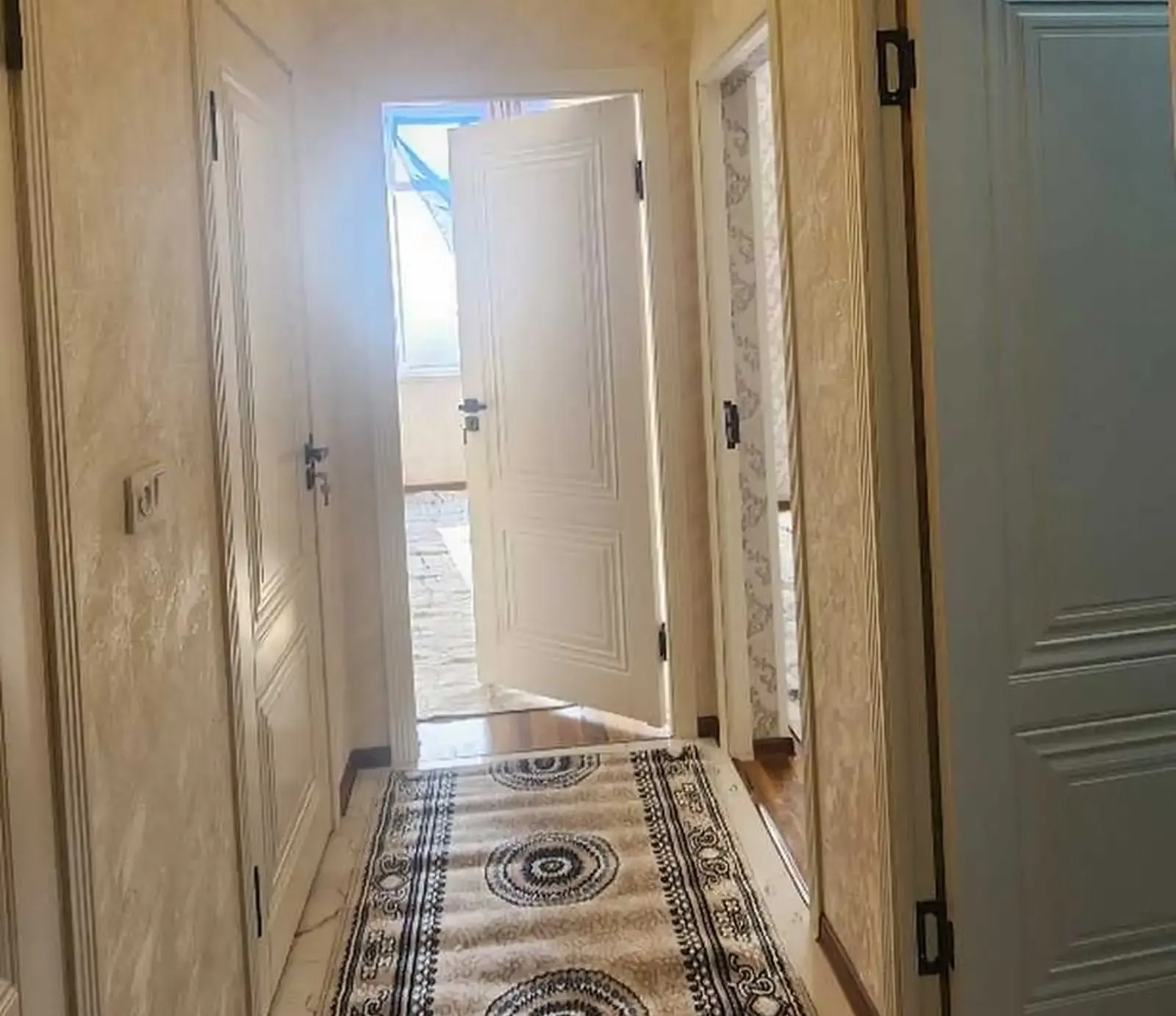 2-комн. квартира, 9 этаж, 47м², фирдавси