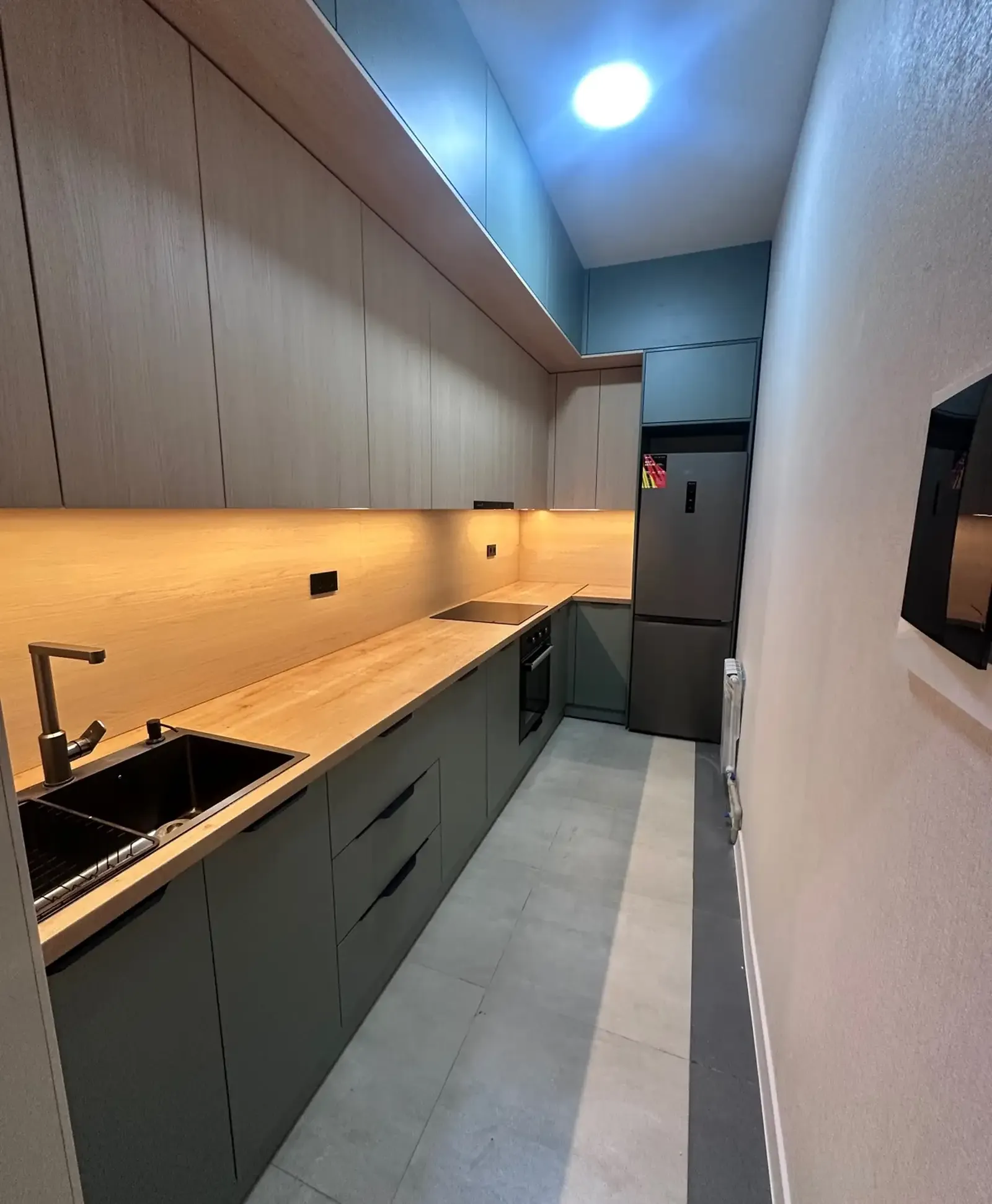 3-к квартира, 13 этаж, 85 м², Шохмансур (Поворот Аэропорт)