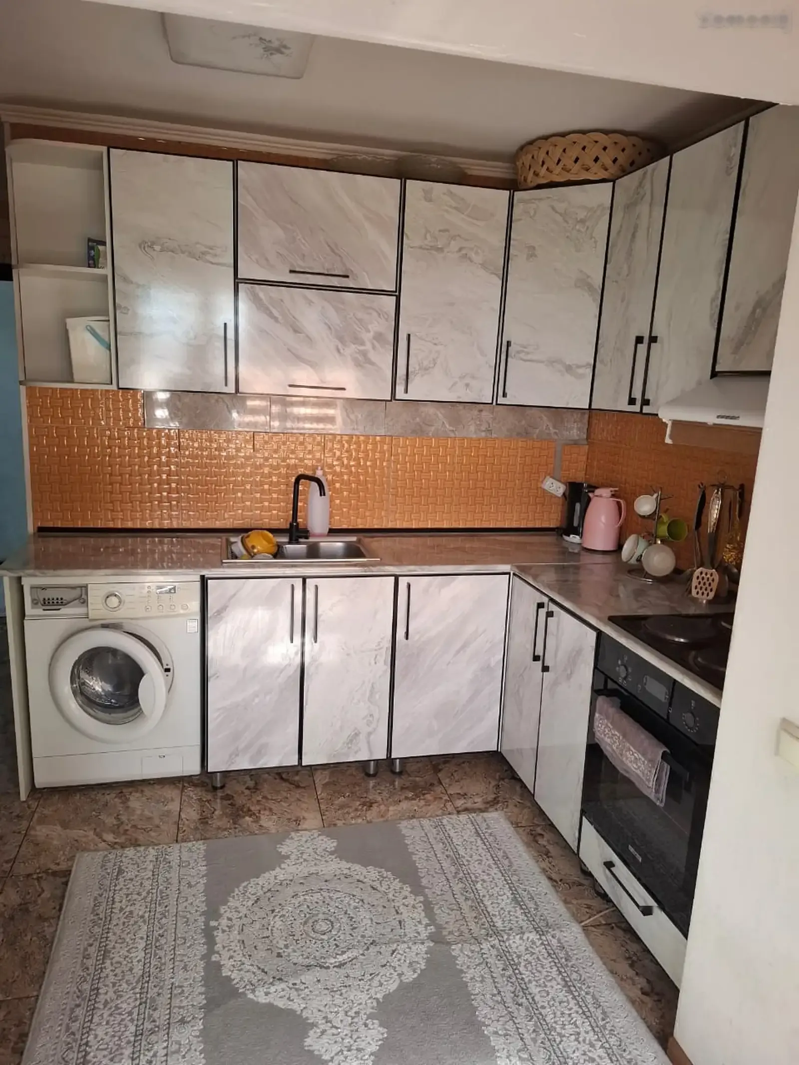 2-к квартира, 3 этаж, 50 м², Аэропорт