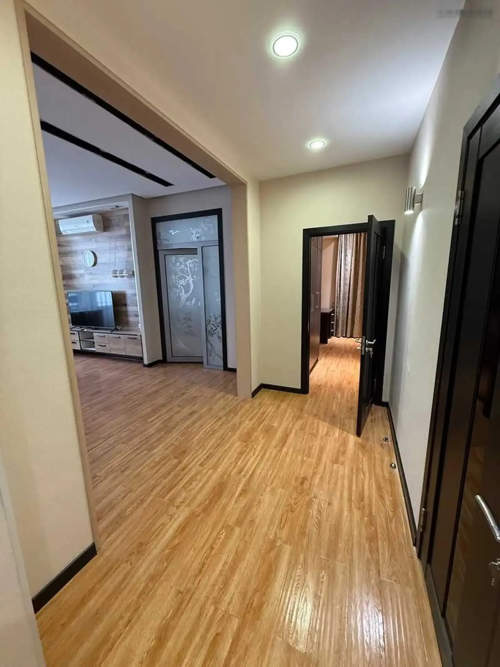 4-к квартира, 3 этаж, 145 м², садбарг