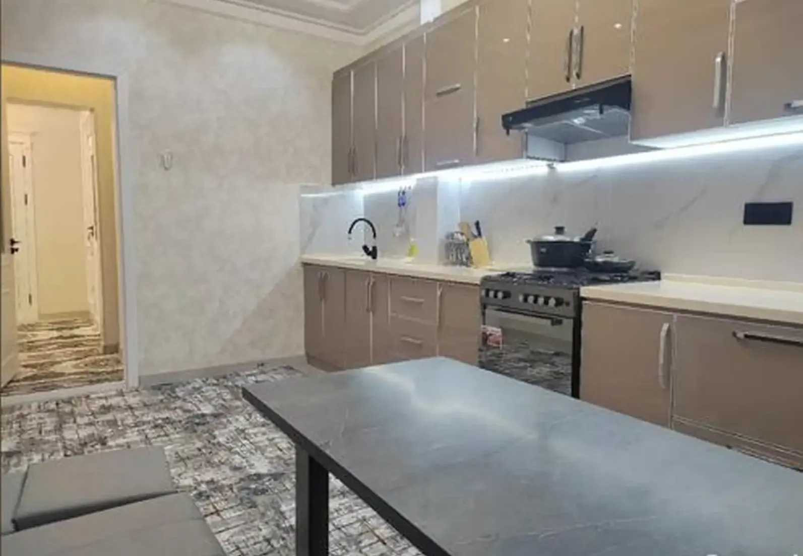2-комн. квартира, 2 этаж, 84м², Фирдавси битонка доми Амид