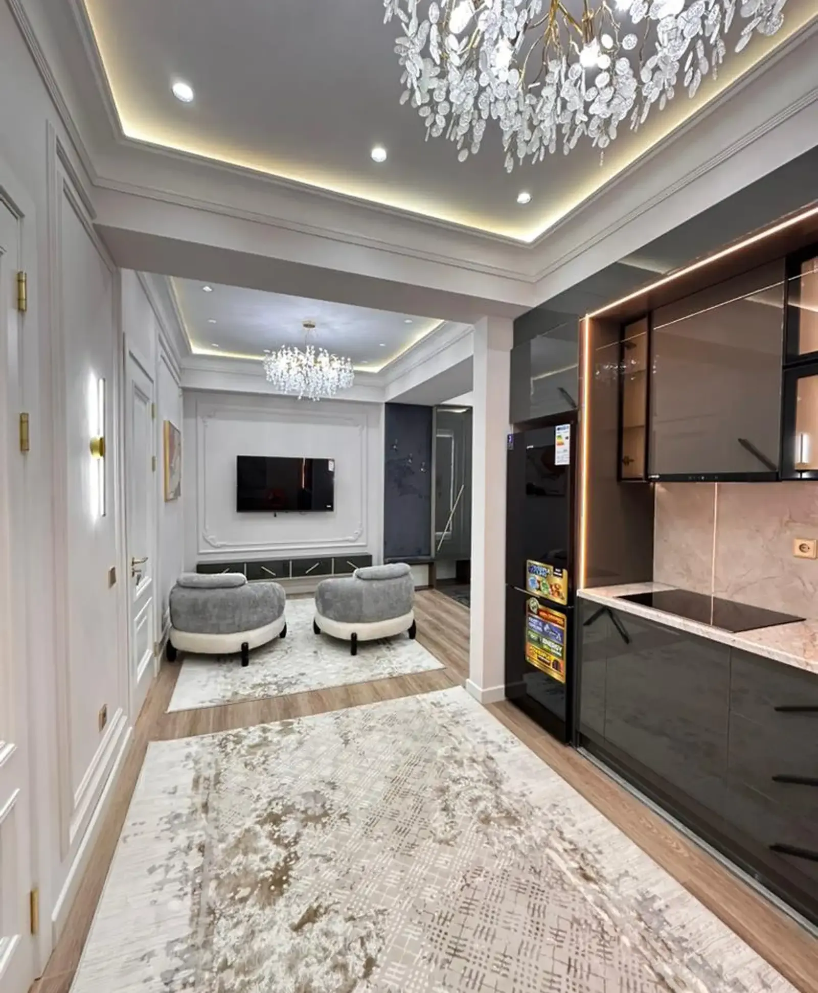 2-комн. квартира, 3 этаж, 70 м², Славянский университет