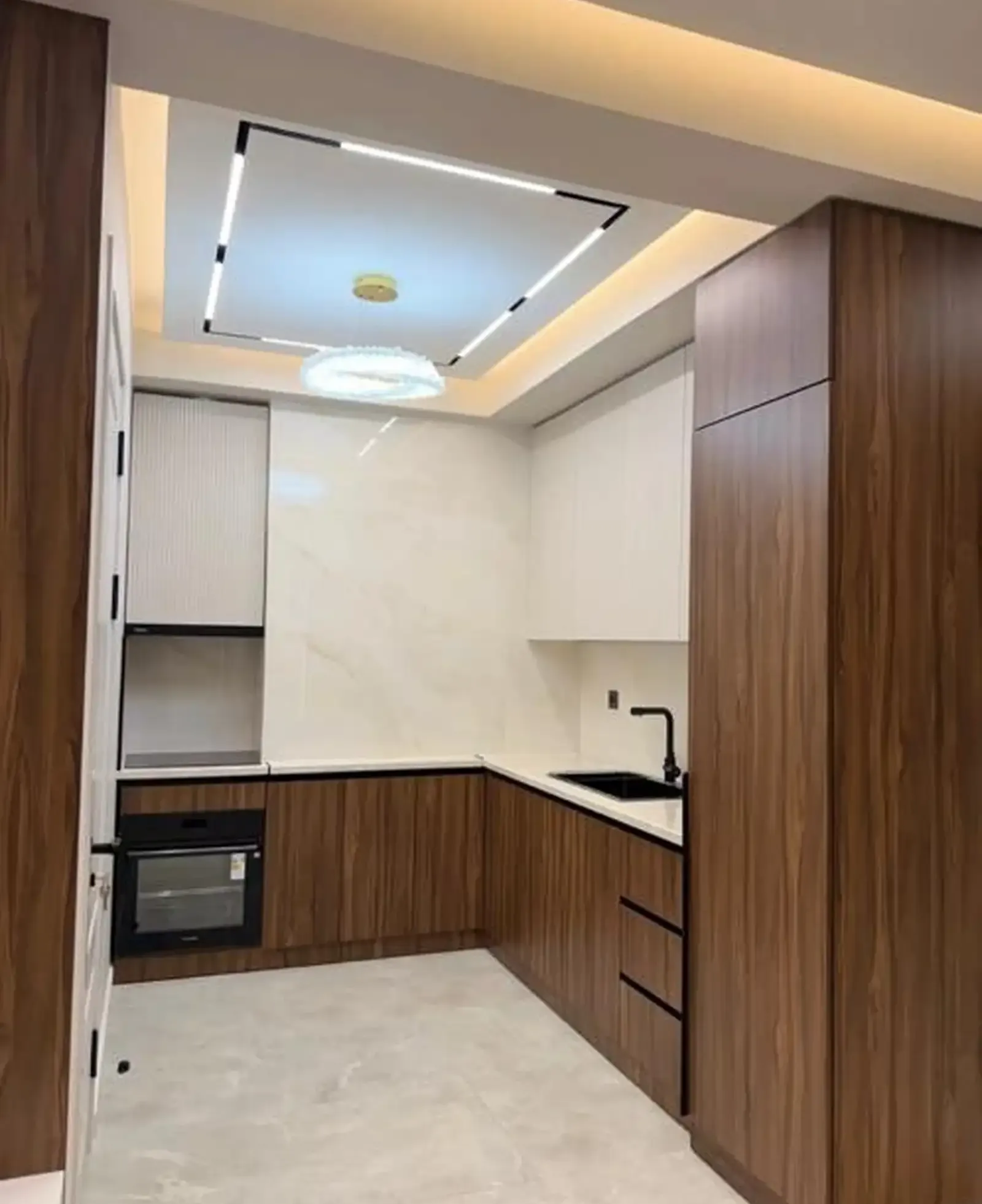 2-комн. квартира, 17 этаж, 58м², Сомони