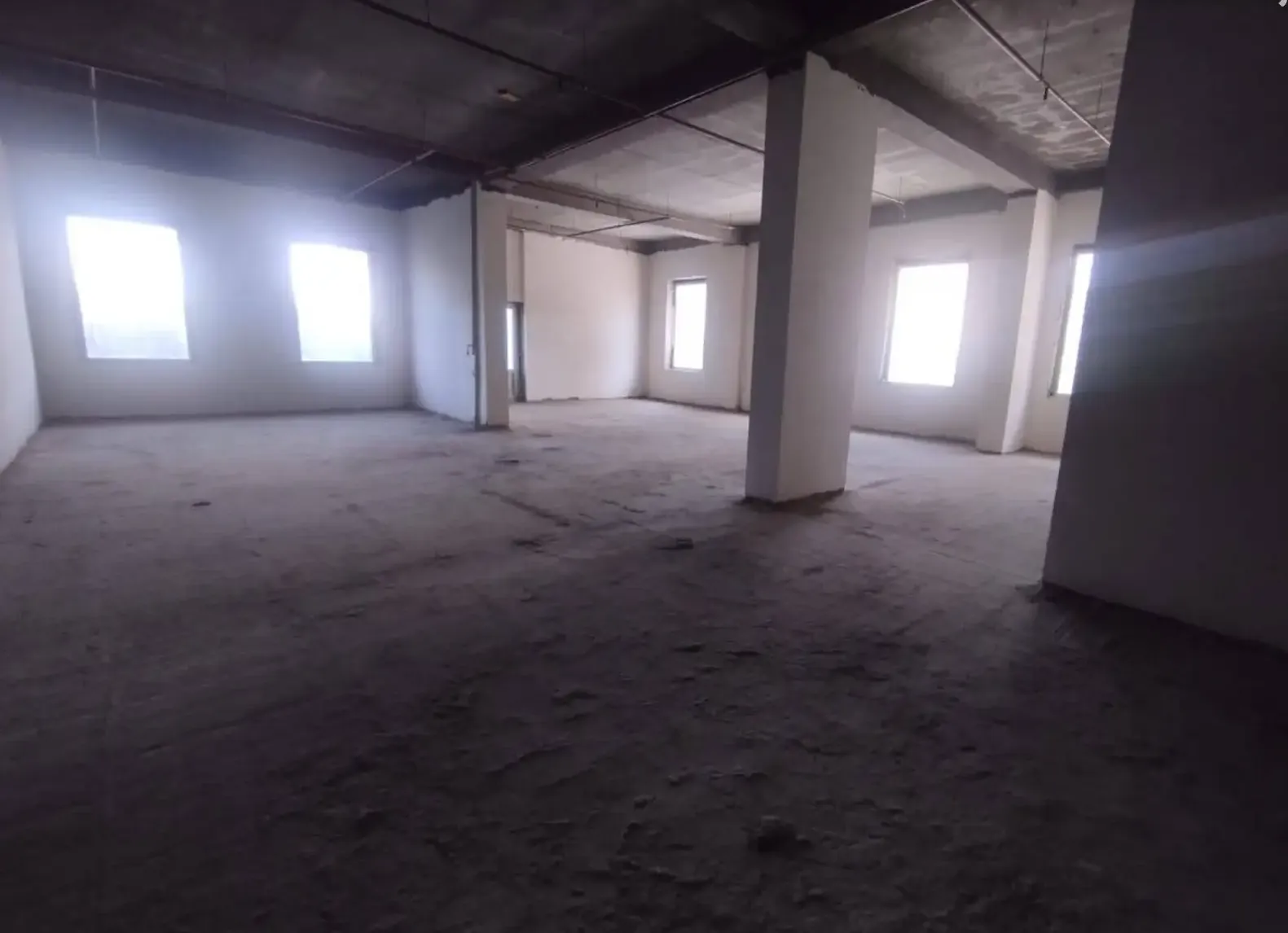 Помещение под магазин / салон, 1200м², Сино