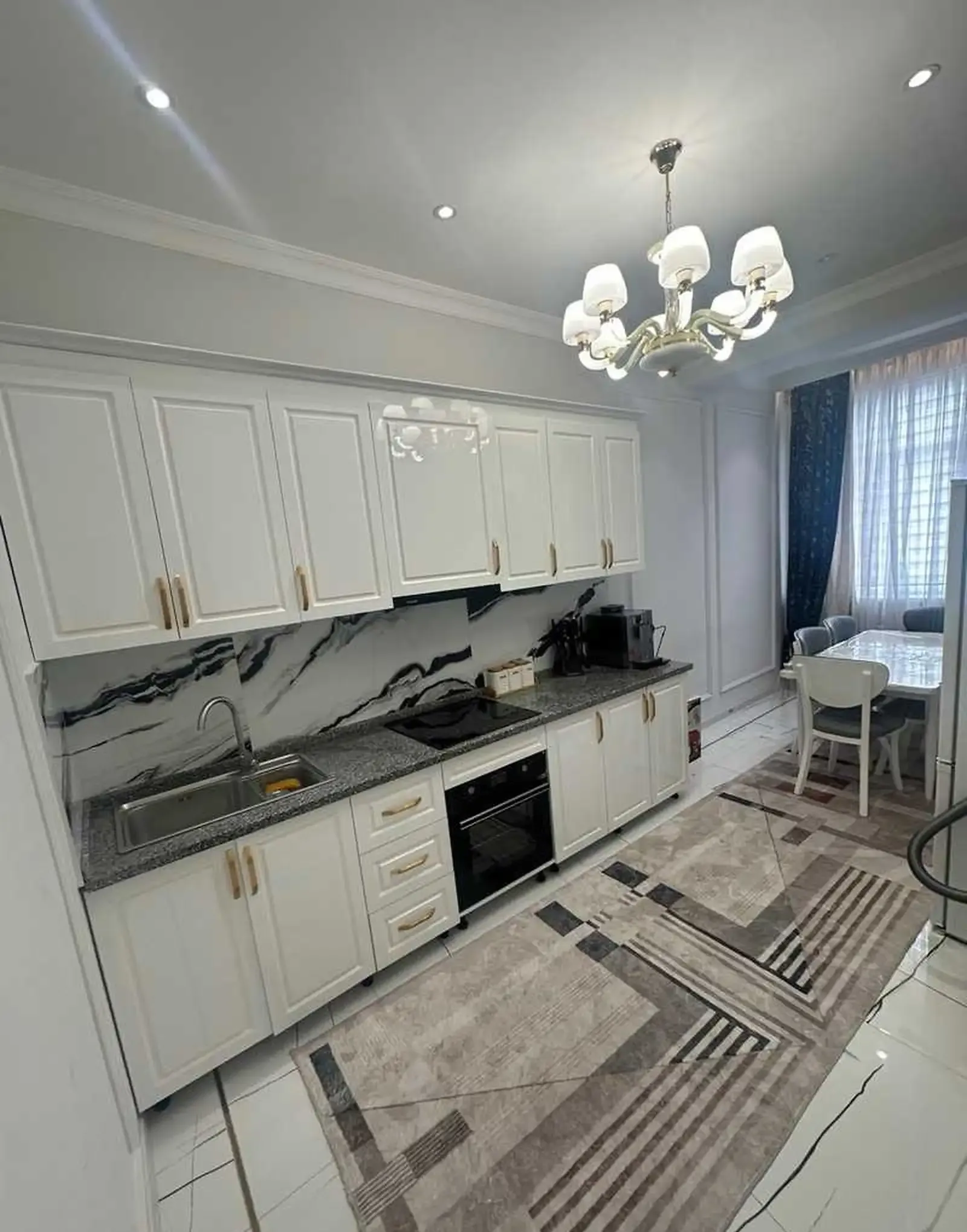 3-комн. квартира, 5 этаж, 117м², Садбарг