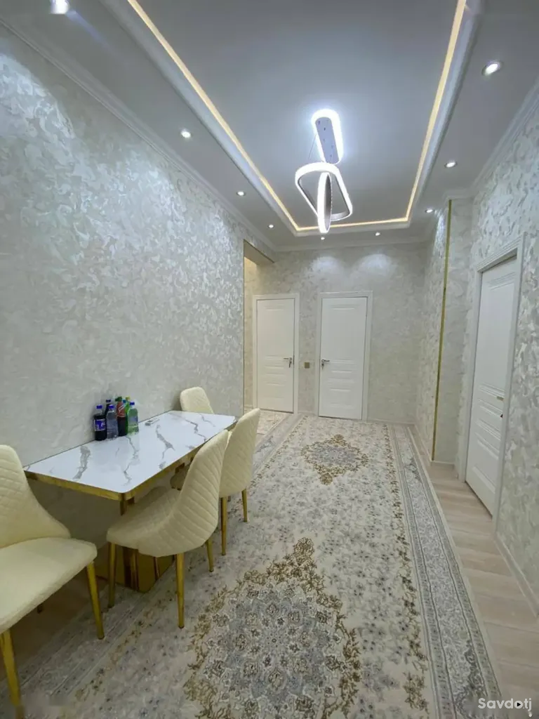 2-комн. квартира, 3 этаж, 70 м², Сино
