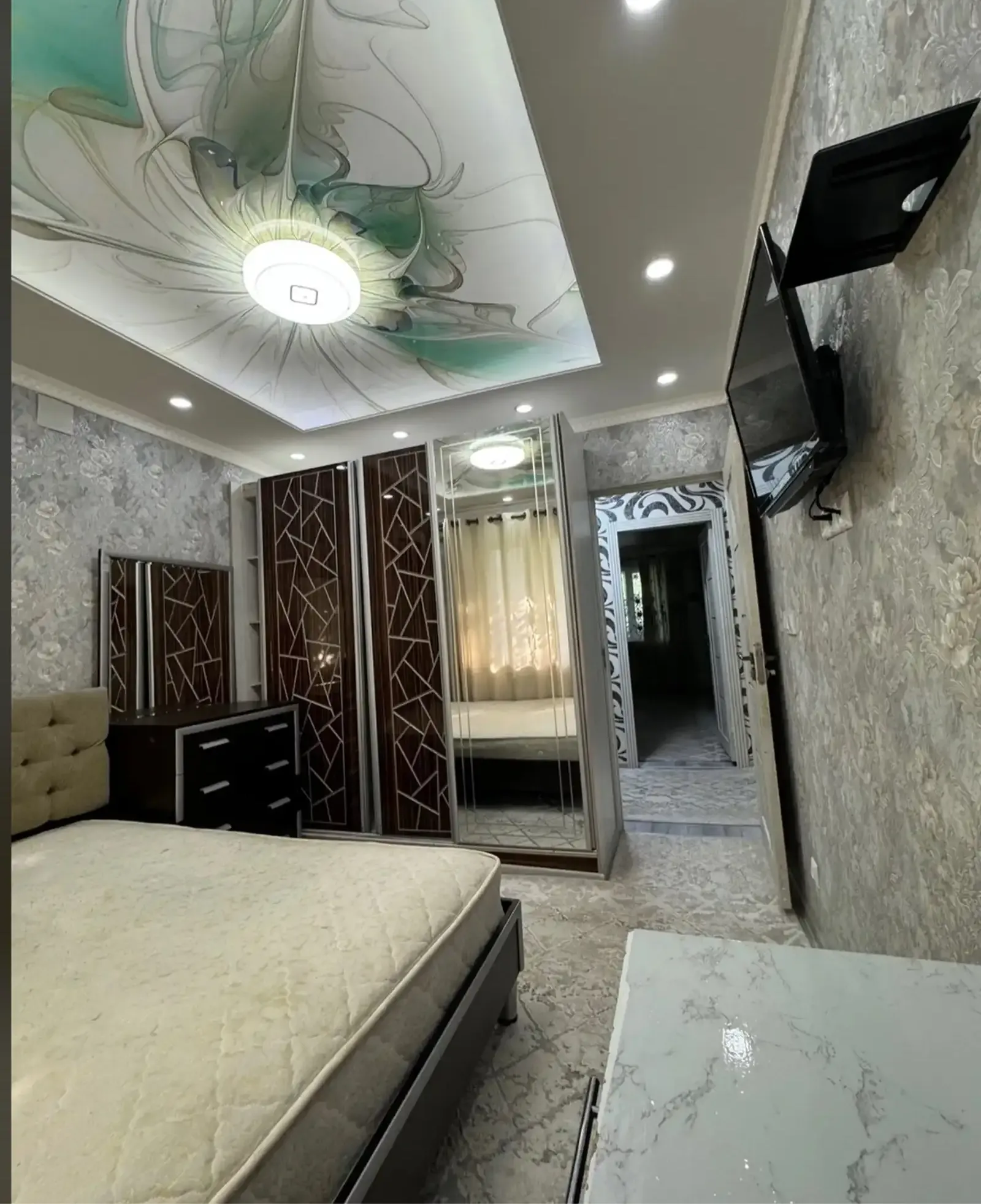 2-комн. квартира, 4 этаж, 65м², Сино